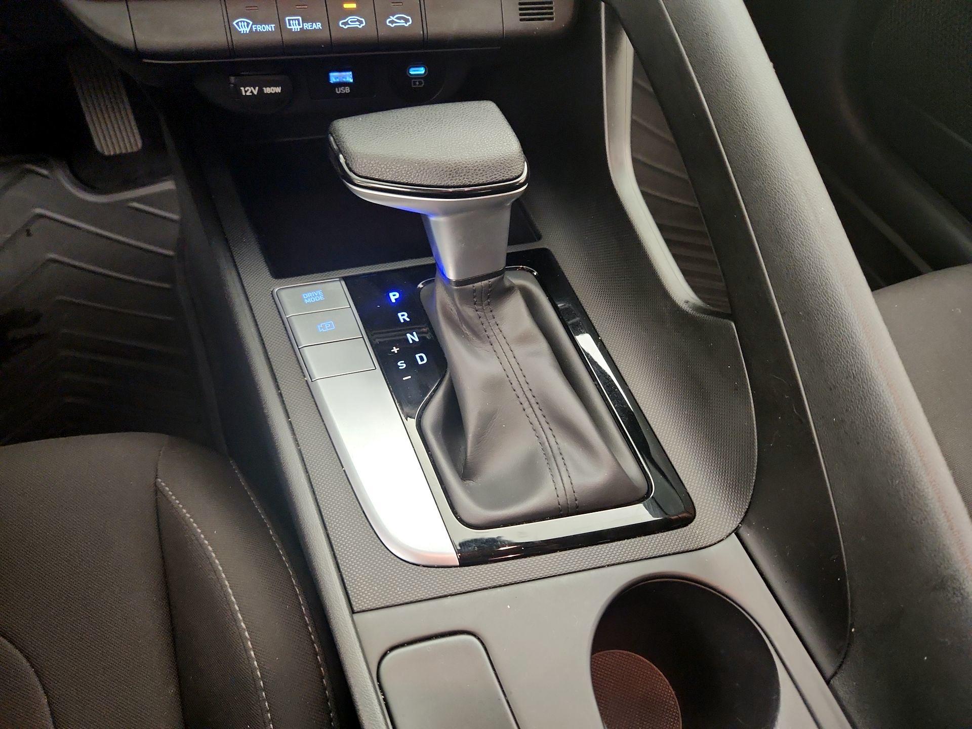 Thumbnail: 2024 Hyundai Elantra - 17