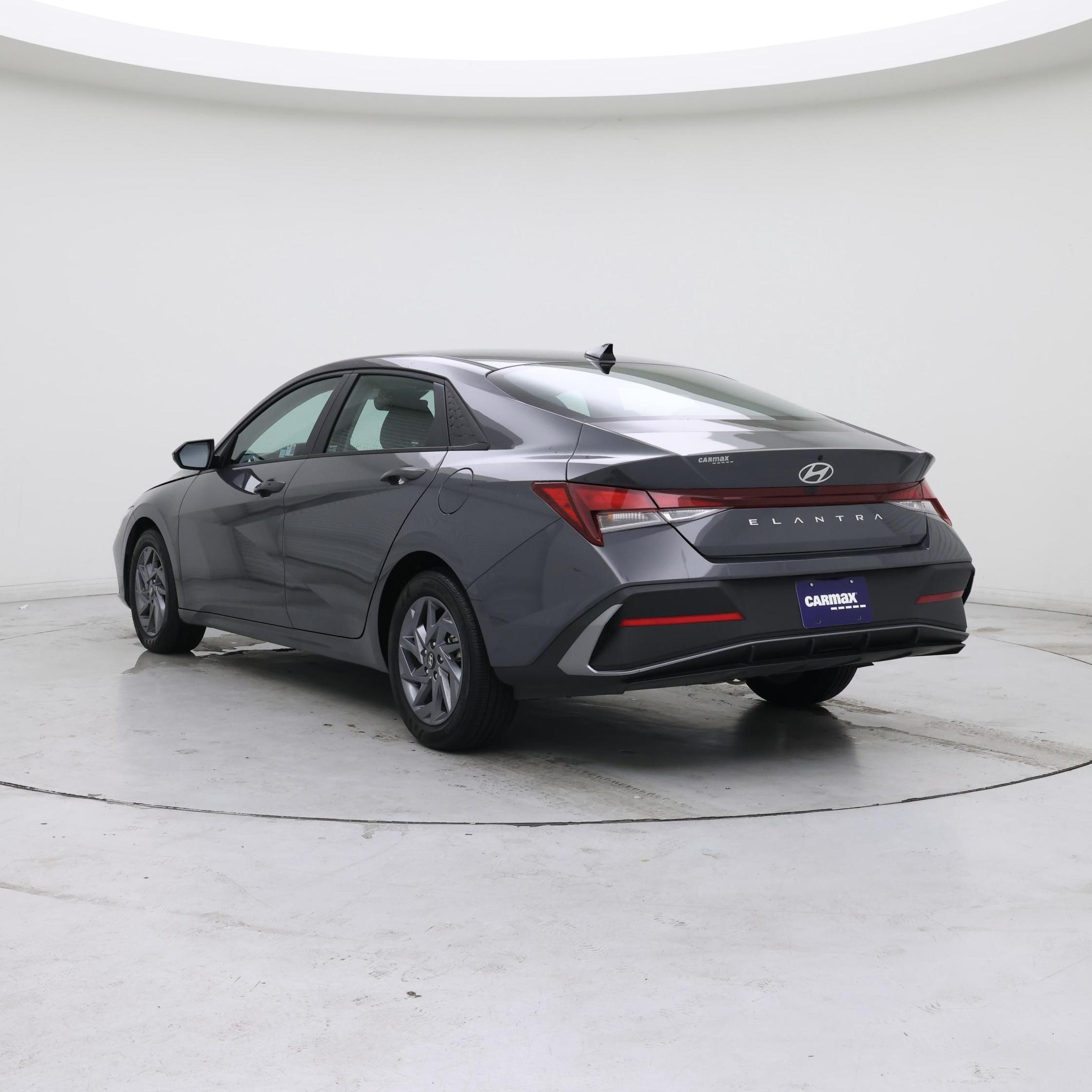 Thumbnail: 2024 Hyundai Elantra - 2