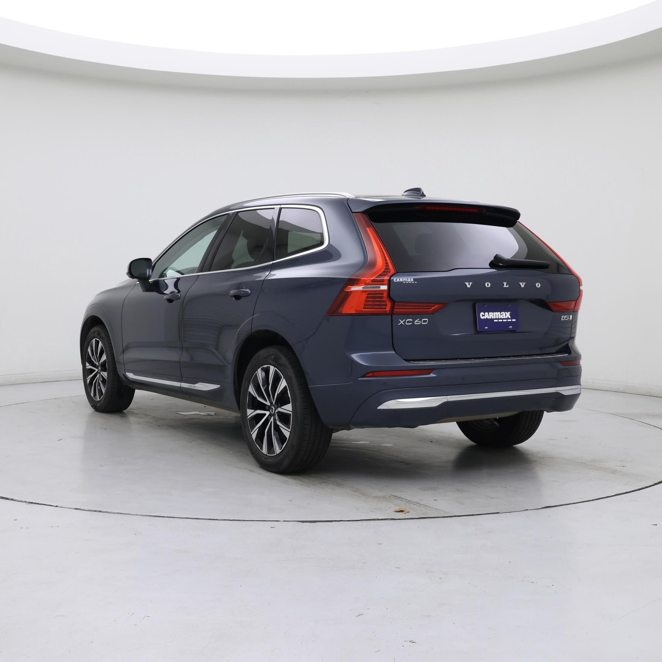 Thumbnail: 2023 Volvo XC60 - 2