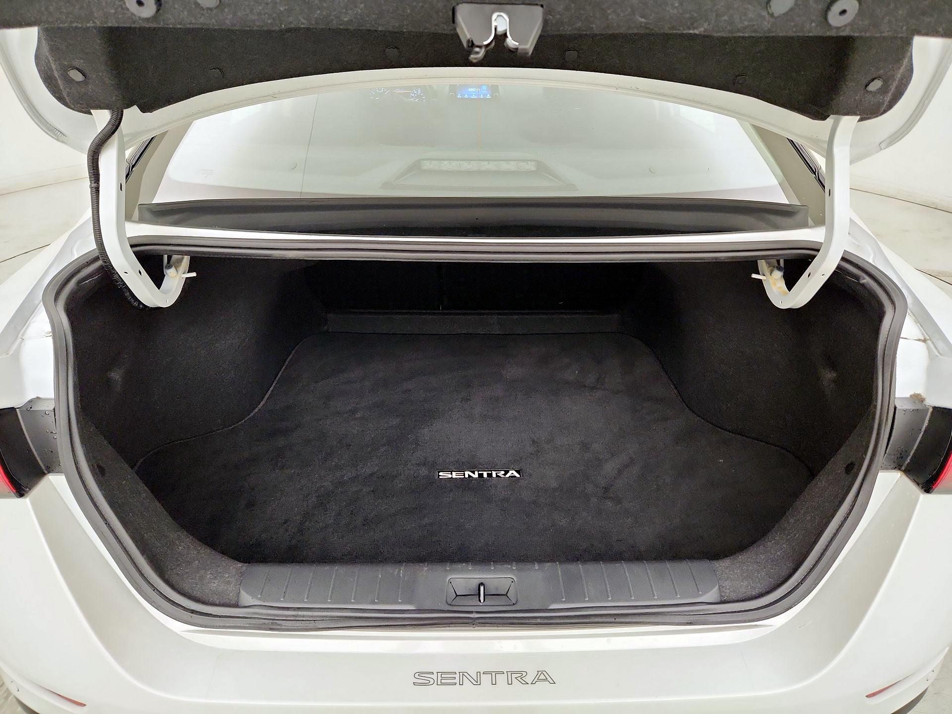 Thumbnail: 2024 Nissan Sentra - 20