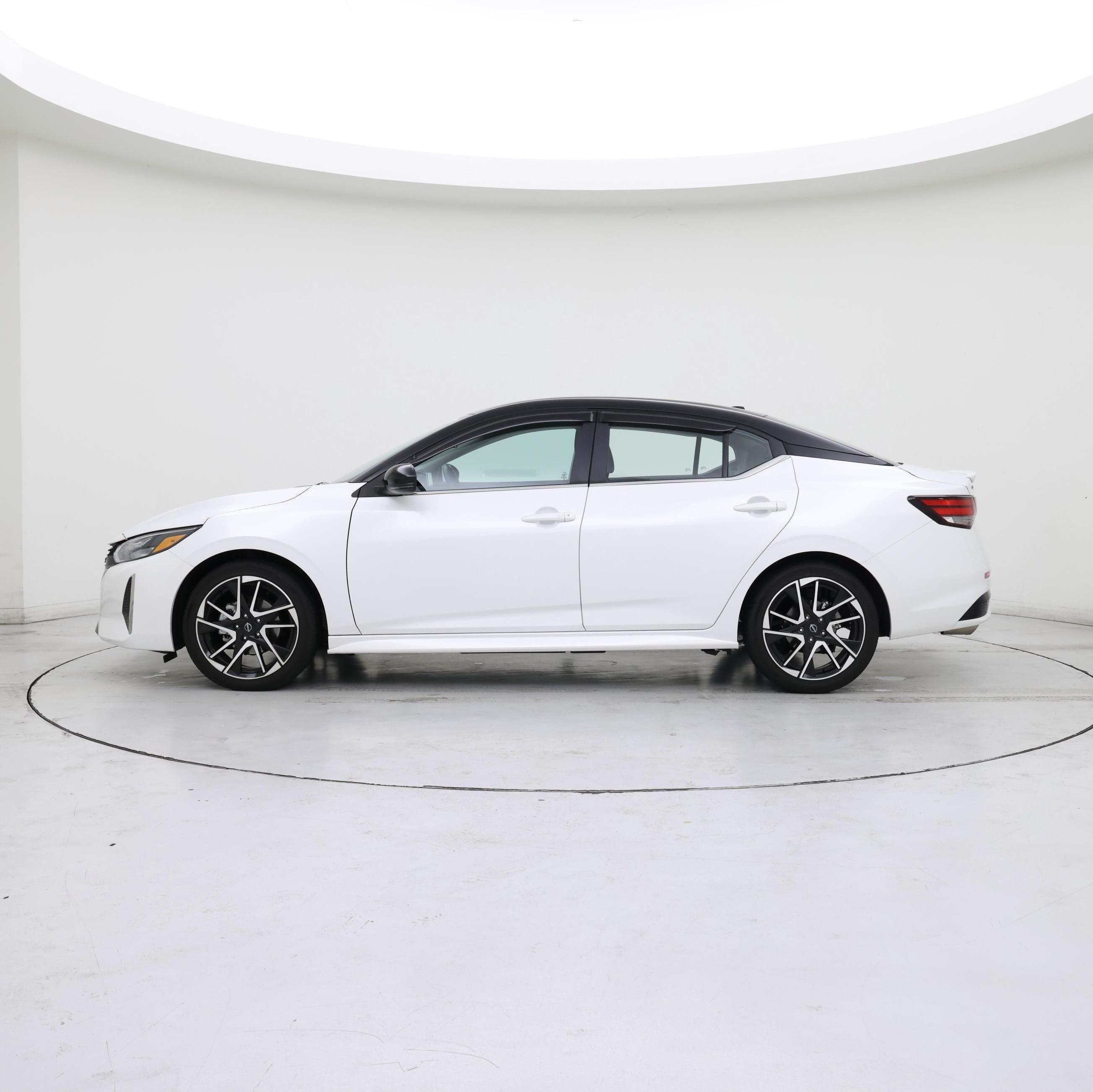Thumbnail: 2024 Nissan Sentra - 3