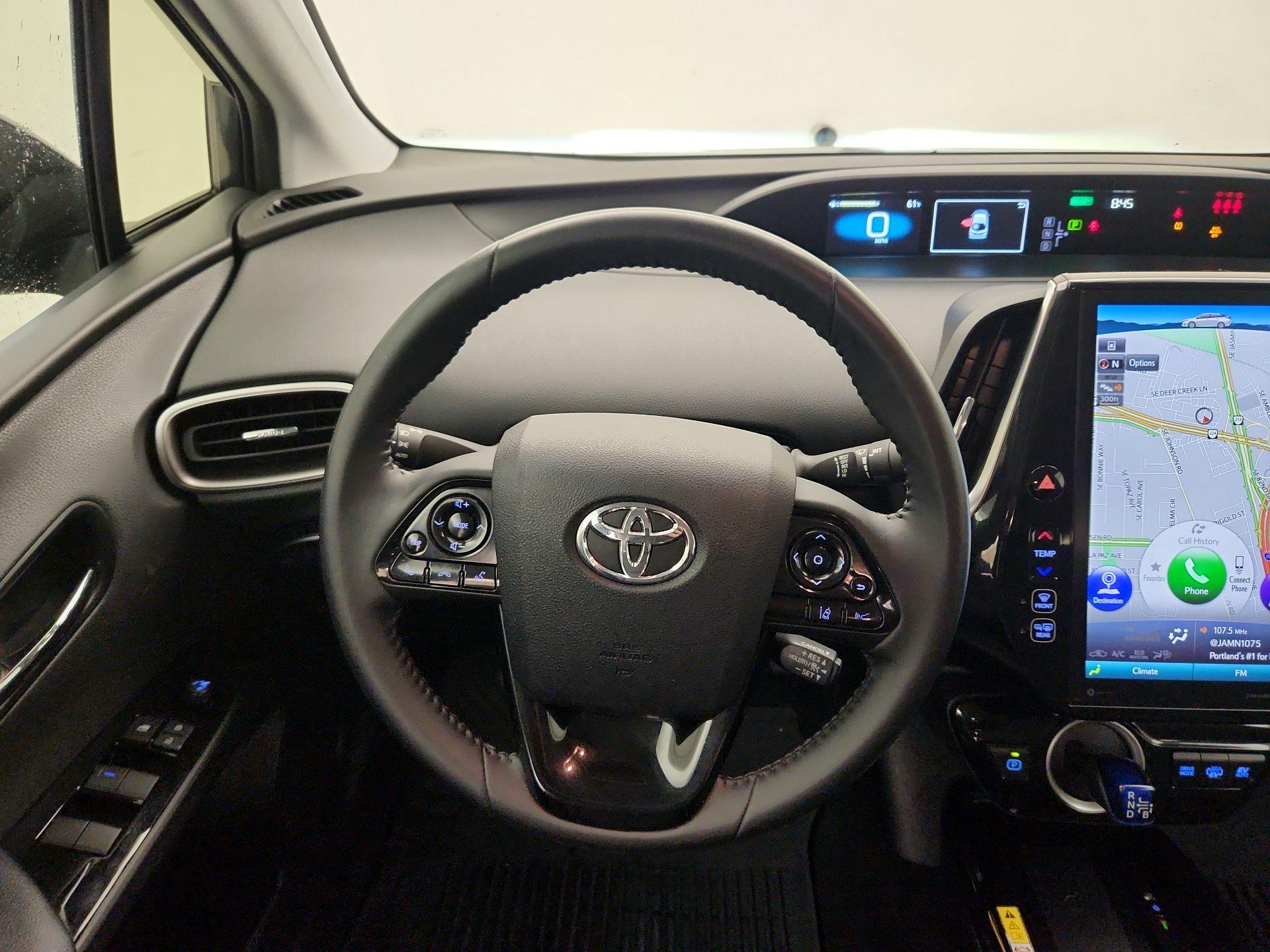 Thumbnail: 2022 Toyota Prius Prime - 10