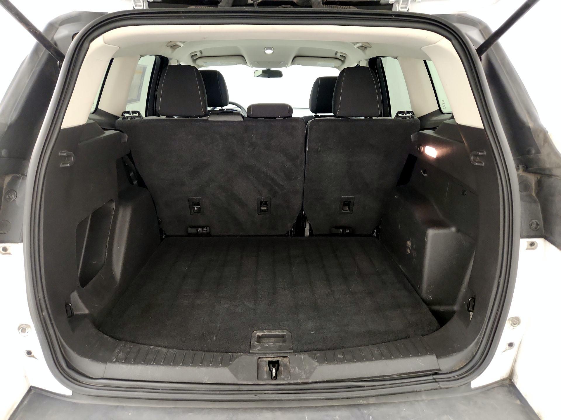 Thumbnail: 2014 Ford Escape - 20