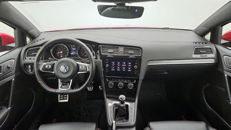 2020 Volkswagen Golf GTI SE 9