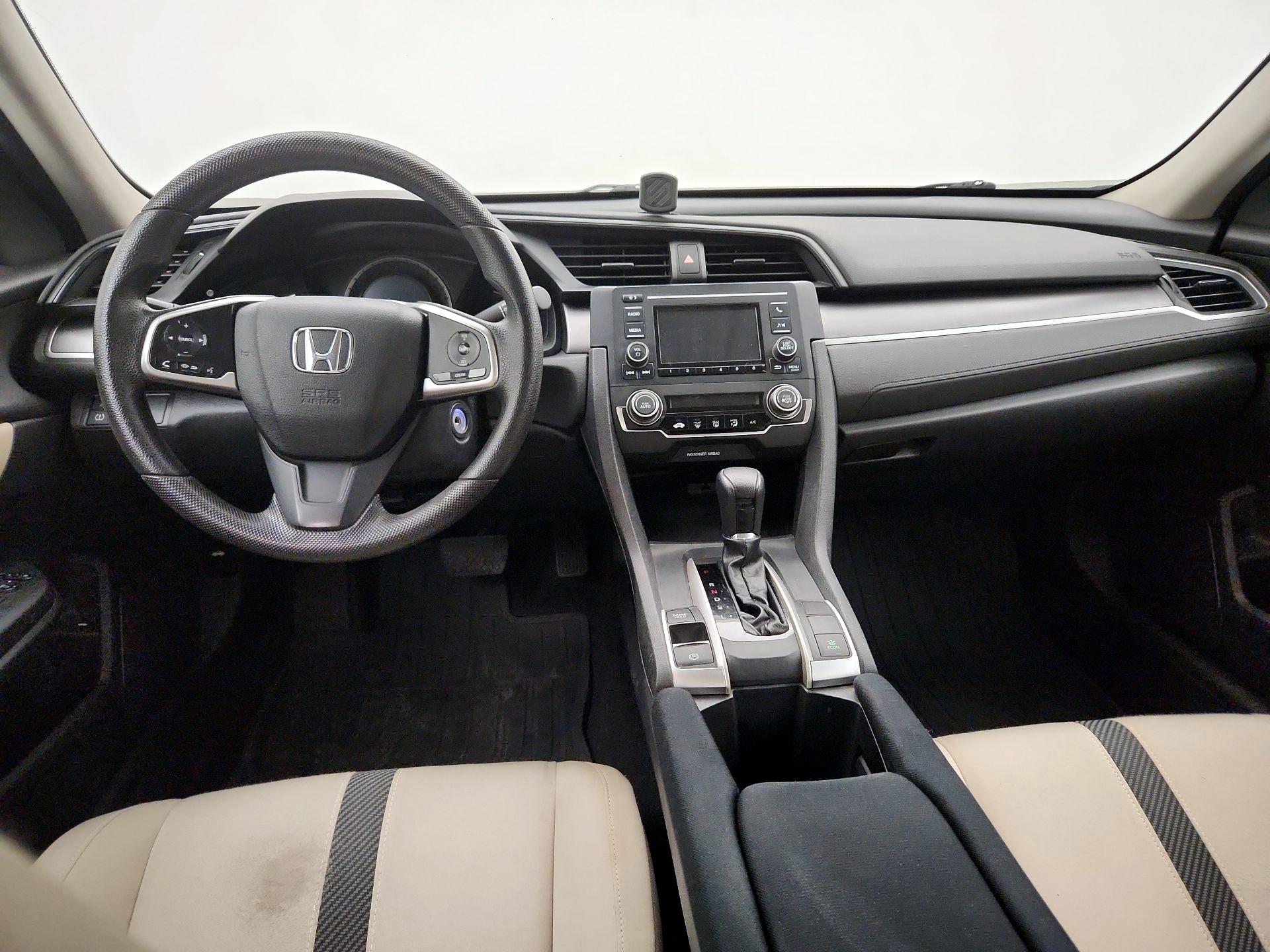 Thumbnail: 2016 Honda Civic - 9