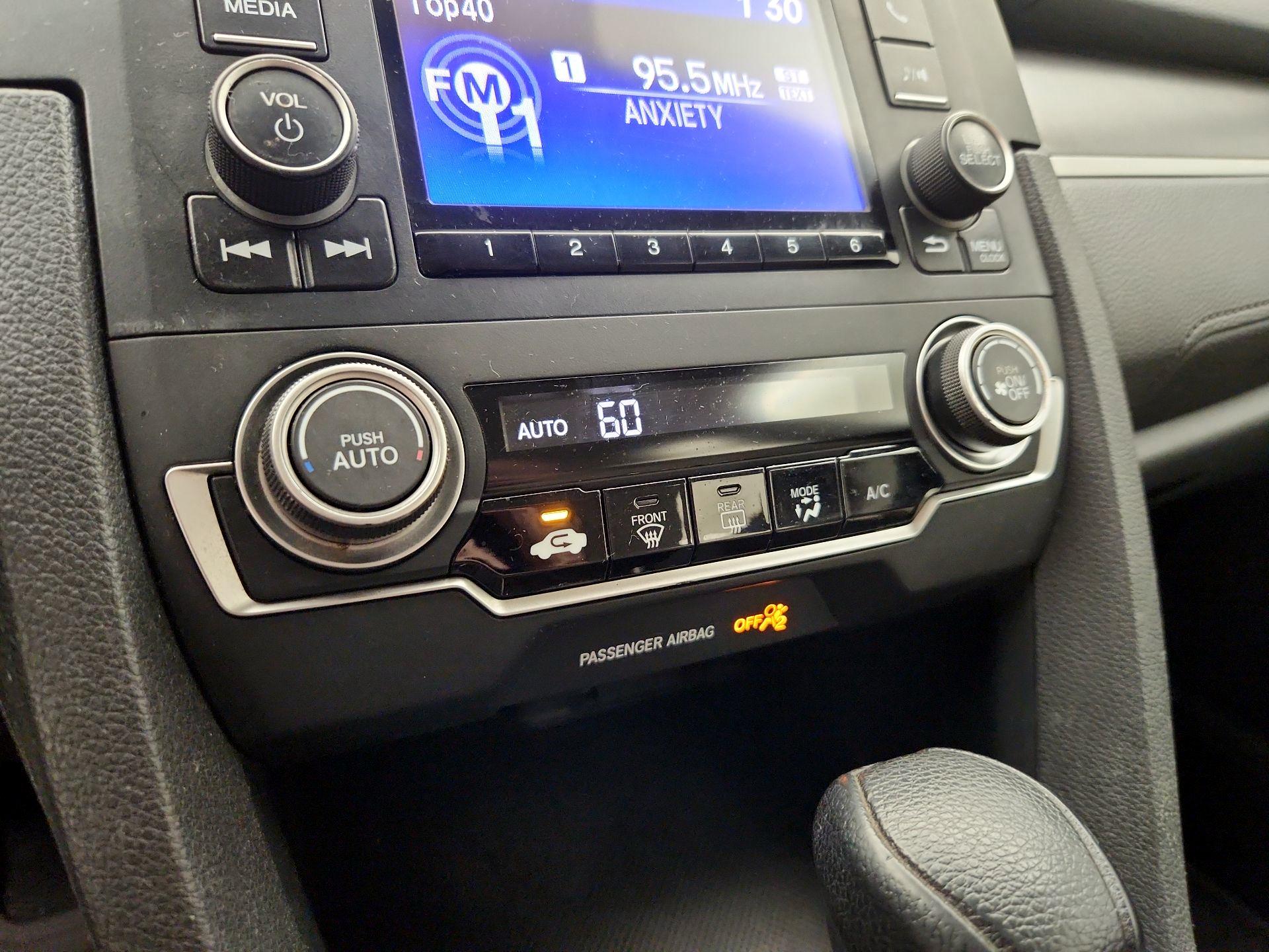 Thumbnail: 2016 Honda Civic - 16