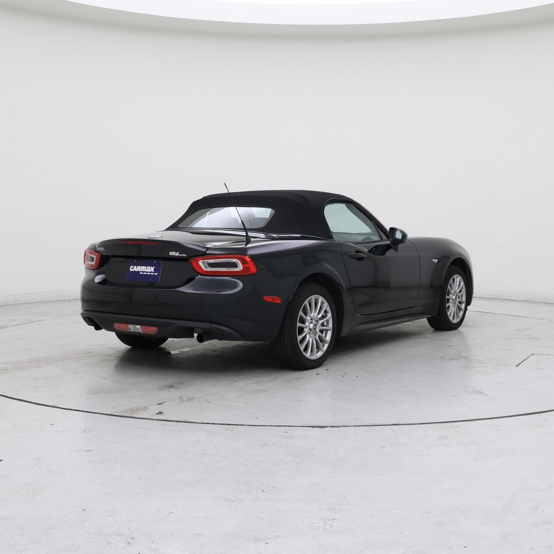 Thumbnail: 2018 Fiat 124 Spider - 8