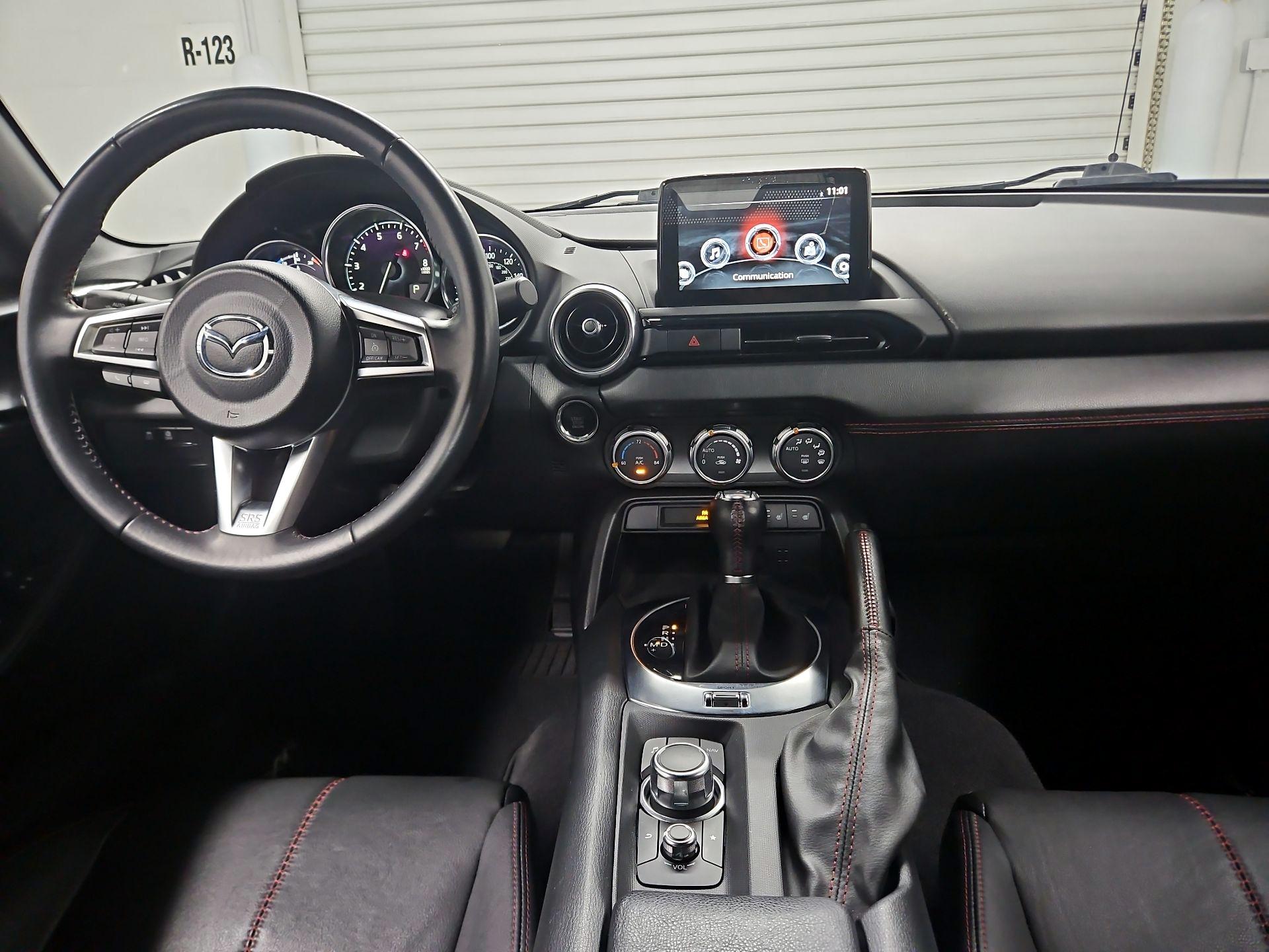 Thumbnail: 2019 Mazda MX-5 Miata - 9