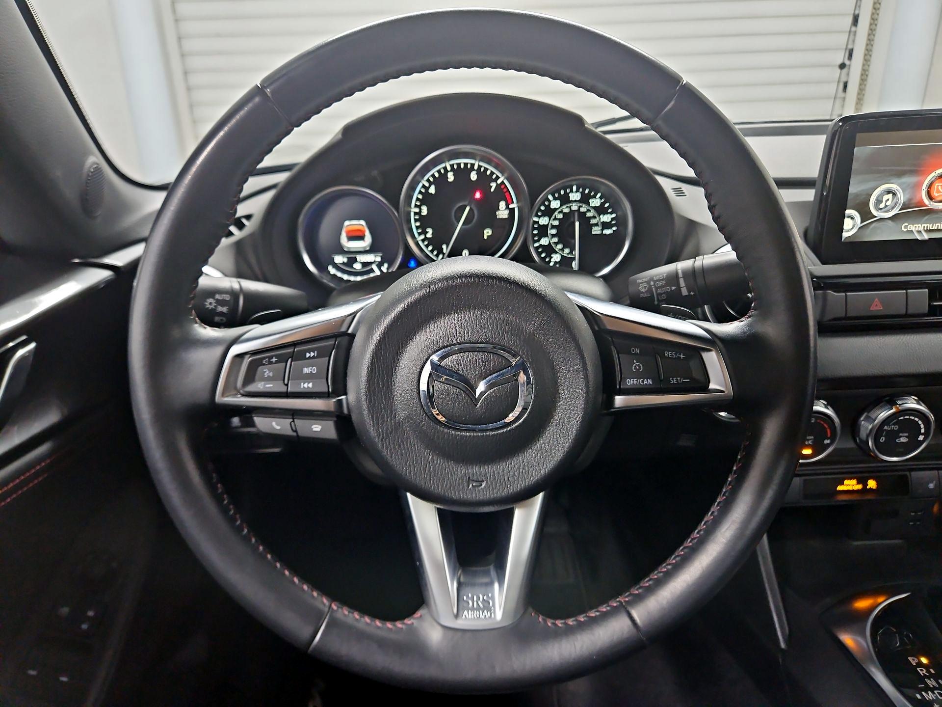 Thumbnail: 2019 Mazda MX-5 Miata - 10