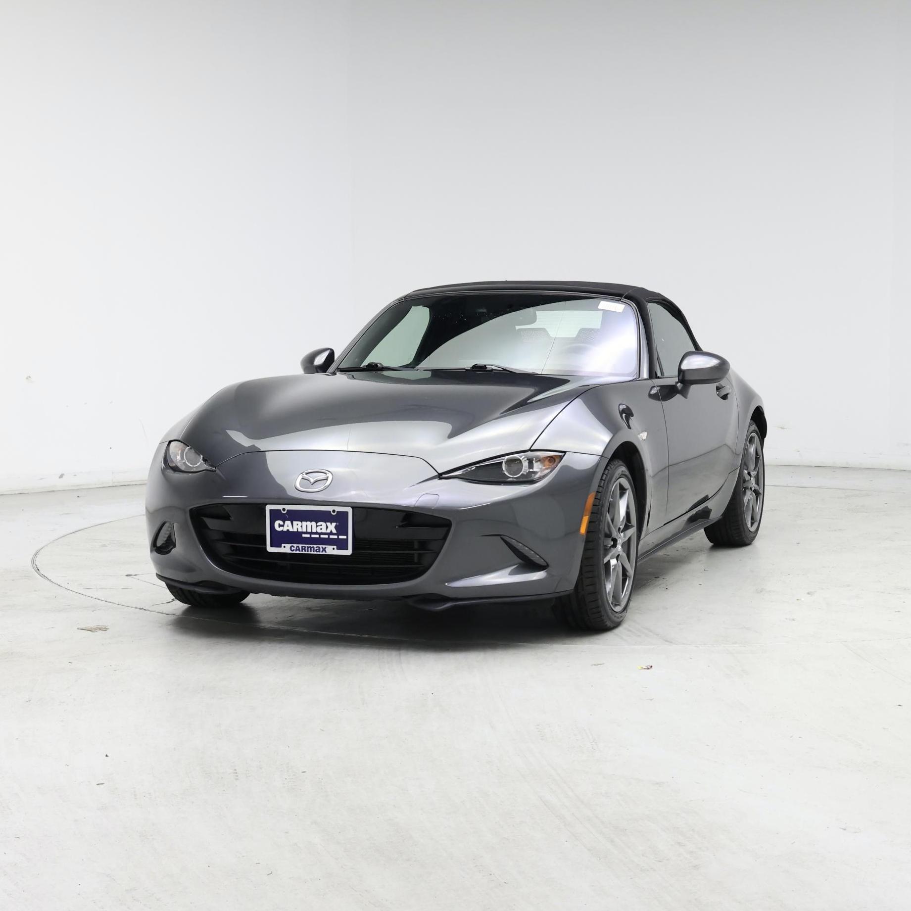 Thumbnail: 2019 Mazda MX-5 Miata - 4