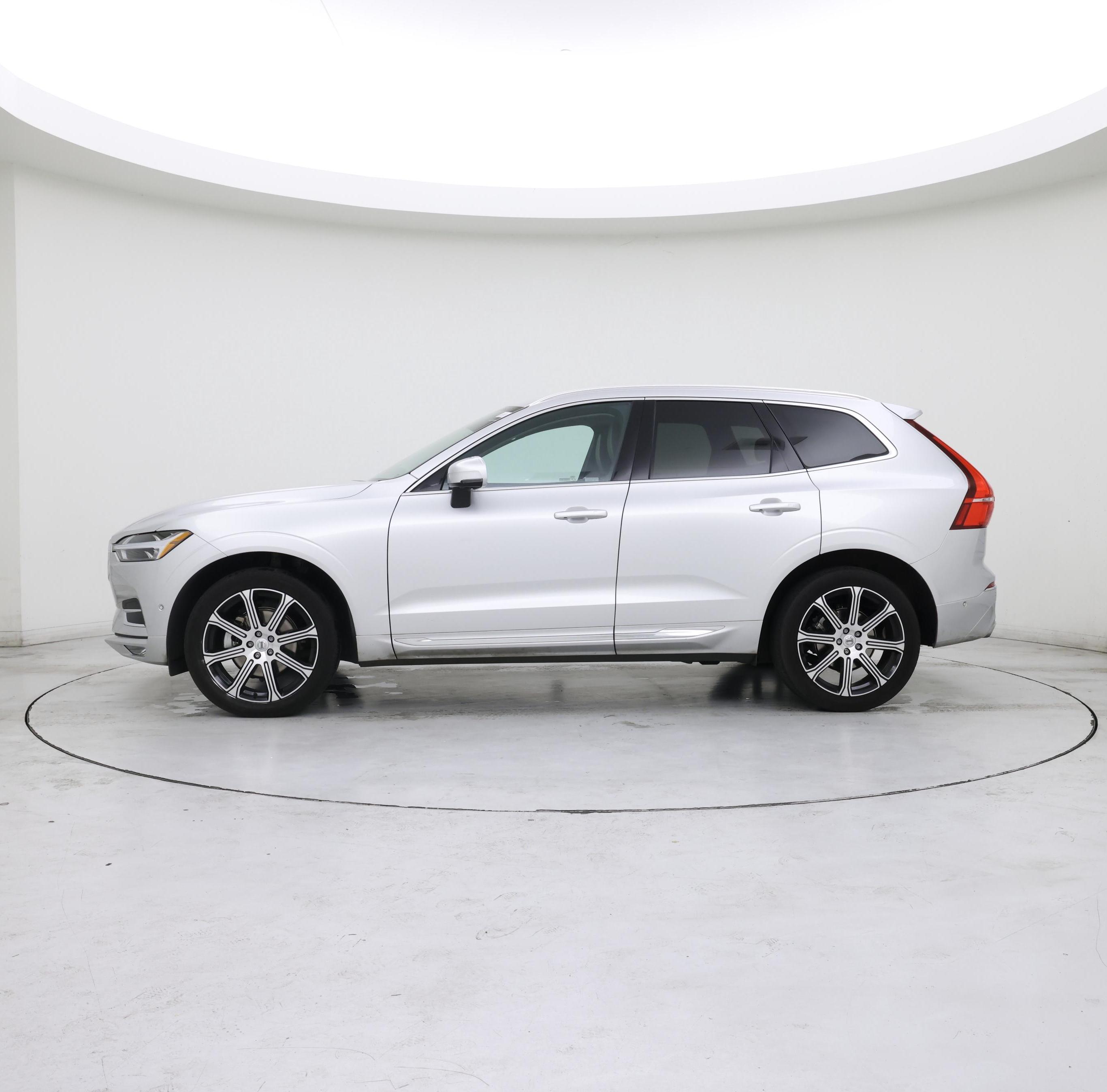 Thumbnail: 2021 Volvo XC60 - 3