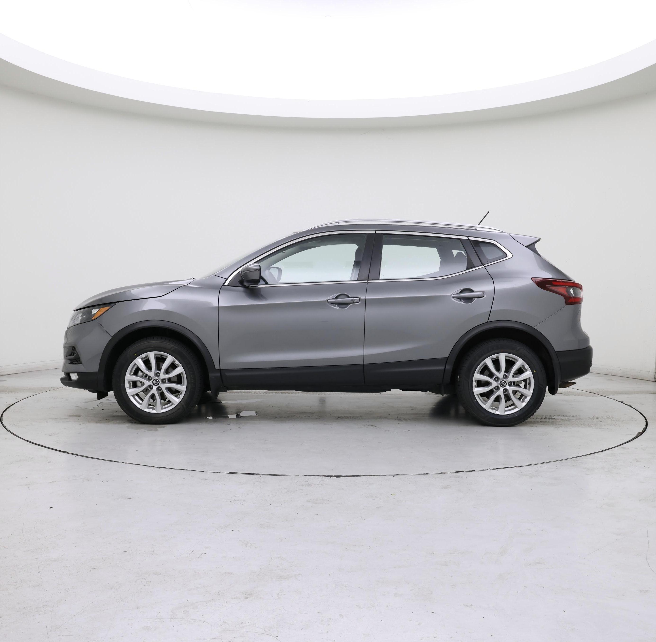Thumbnail: 2022 Nissan Rogue Sport - 3