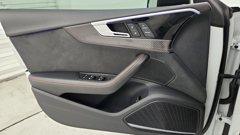 2022 Audi RS 5  12