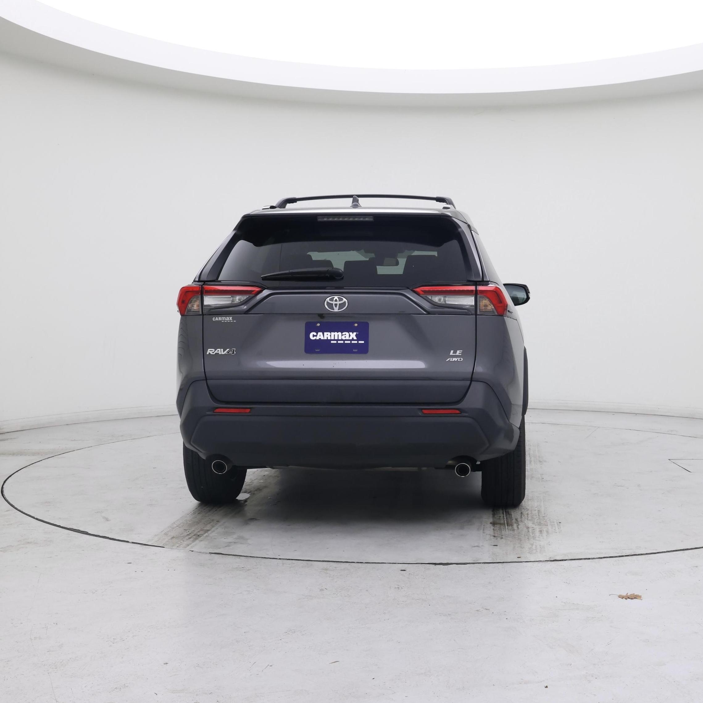 Thumbnail: 2021 Toyota RAV4 - 6