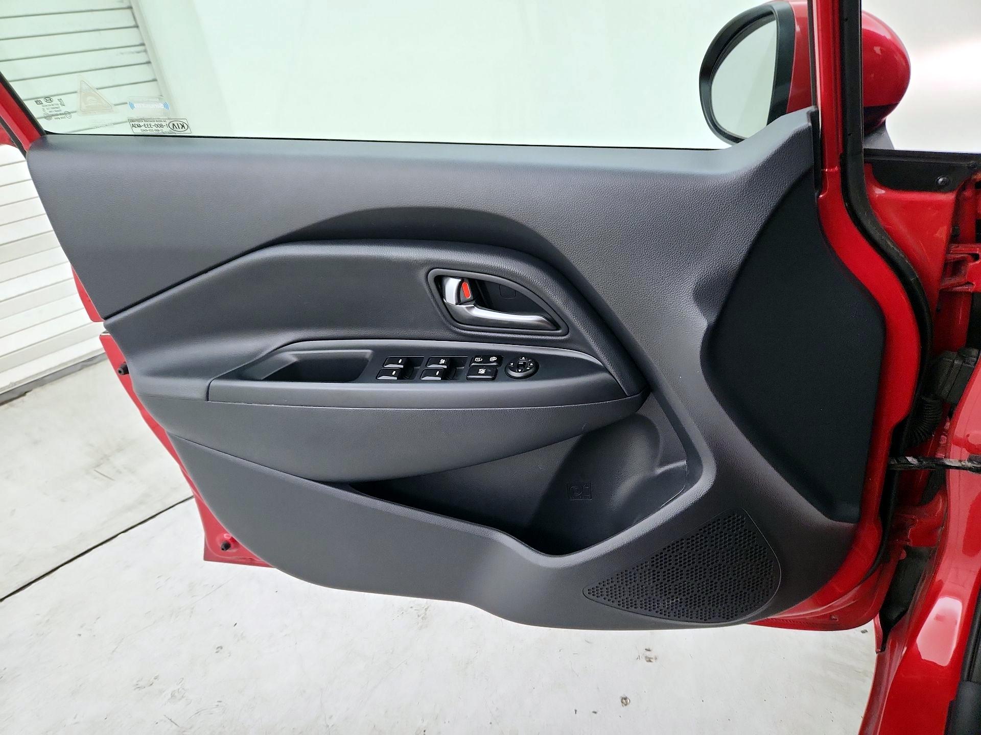 Thumbnail: 2017 Kia Rio5 - 12