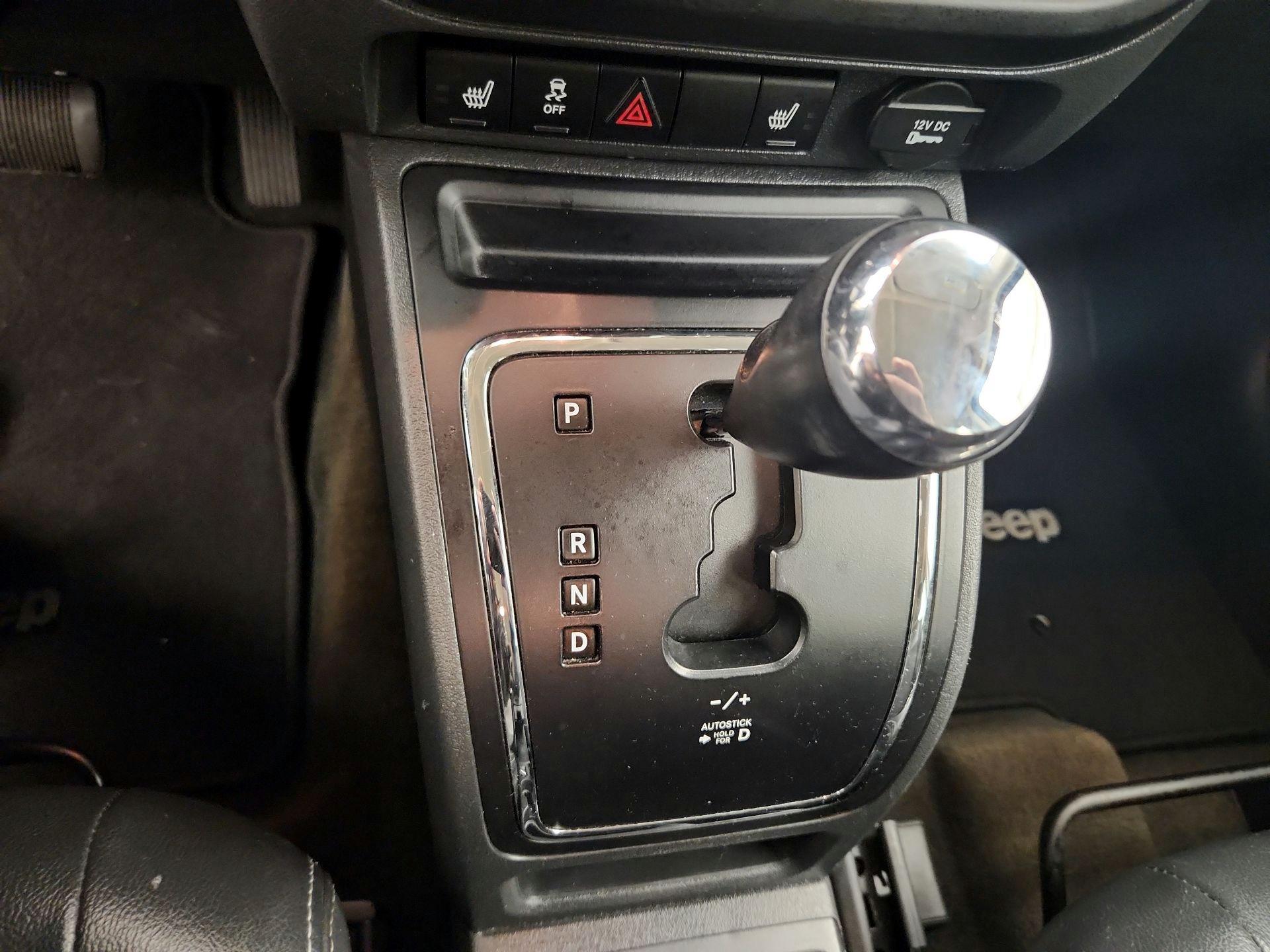 Thumbnail: 2017 Jeep Patriot - 15