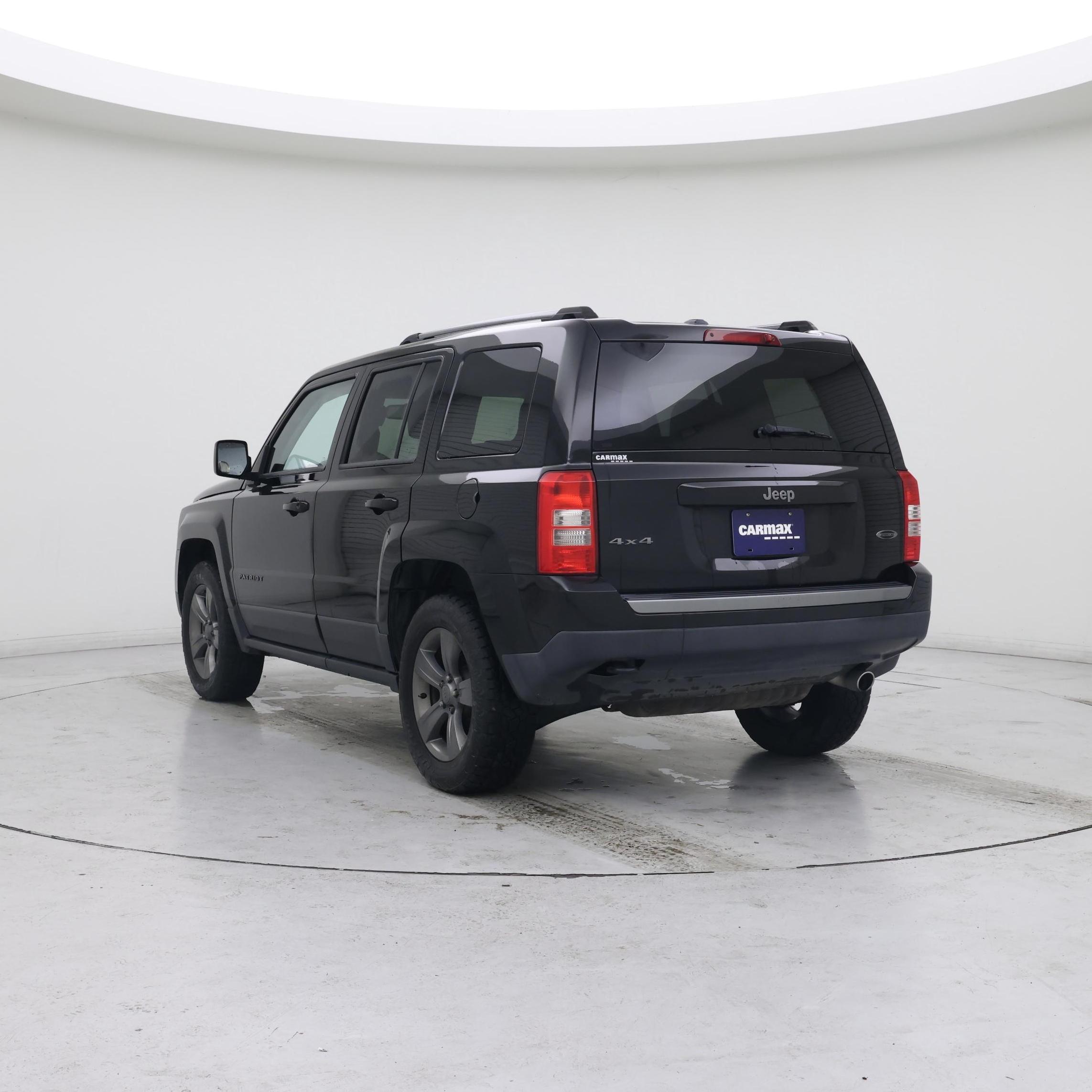 Thumbnail: 2017 Jeep Patriot - 2