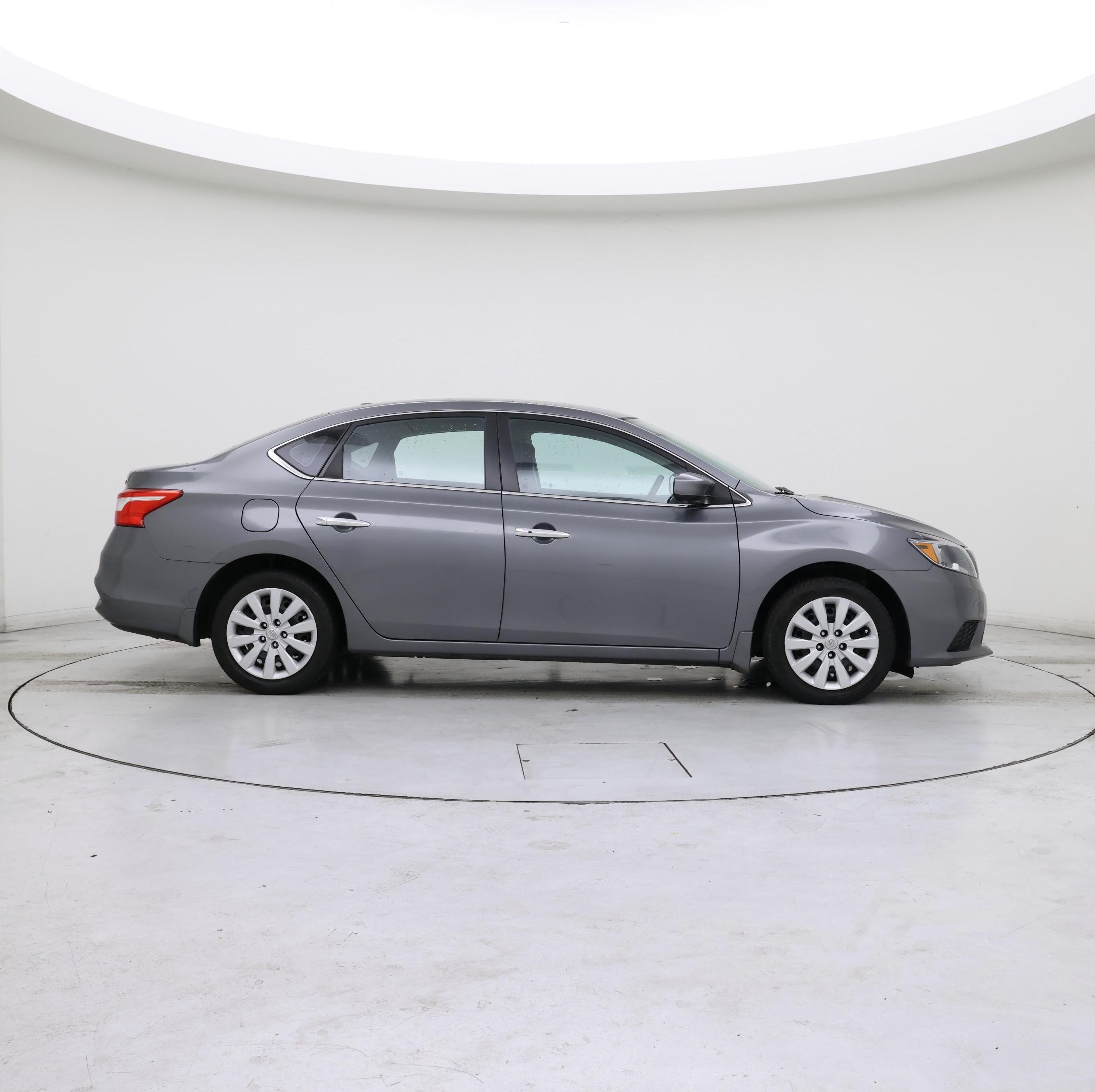 Thumbnail: 2017 Nissan Sentra - 7