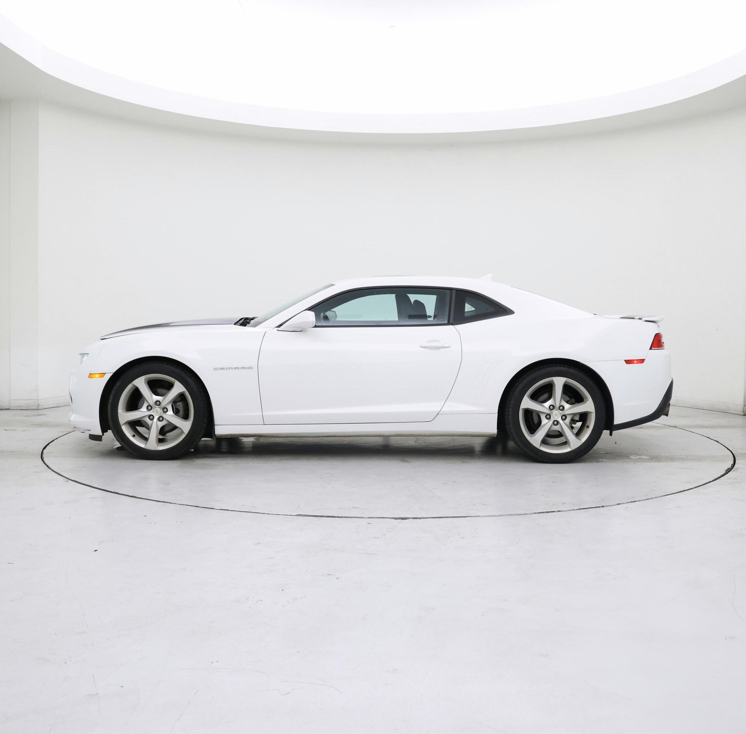 Thumbnail: 2015 Chevrolet Camaro - 3