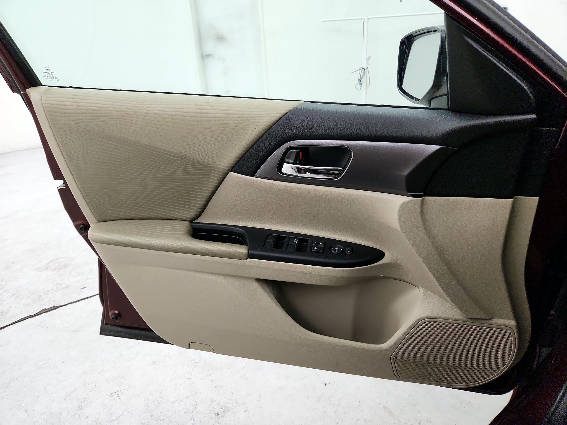 Thumbnail: 2014 Honda Accord - 12