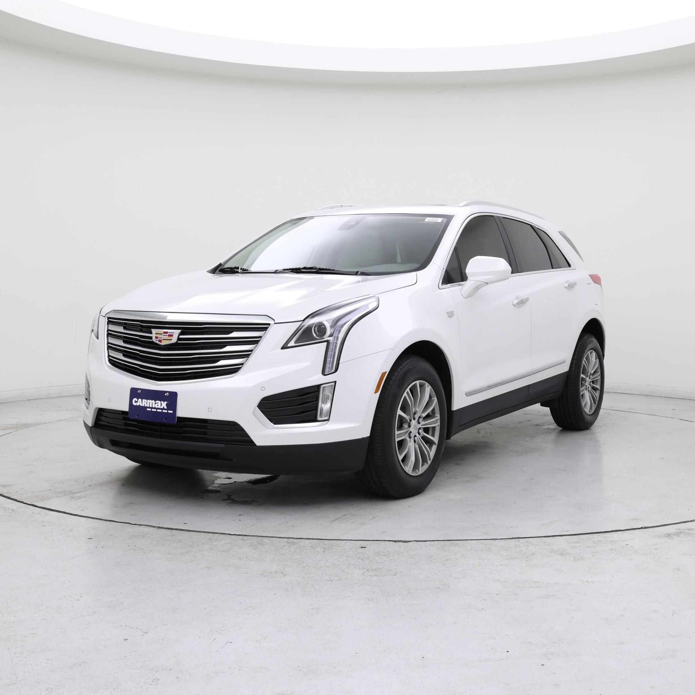 Thumbnail: 2017 Cadillac XT5 - 4