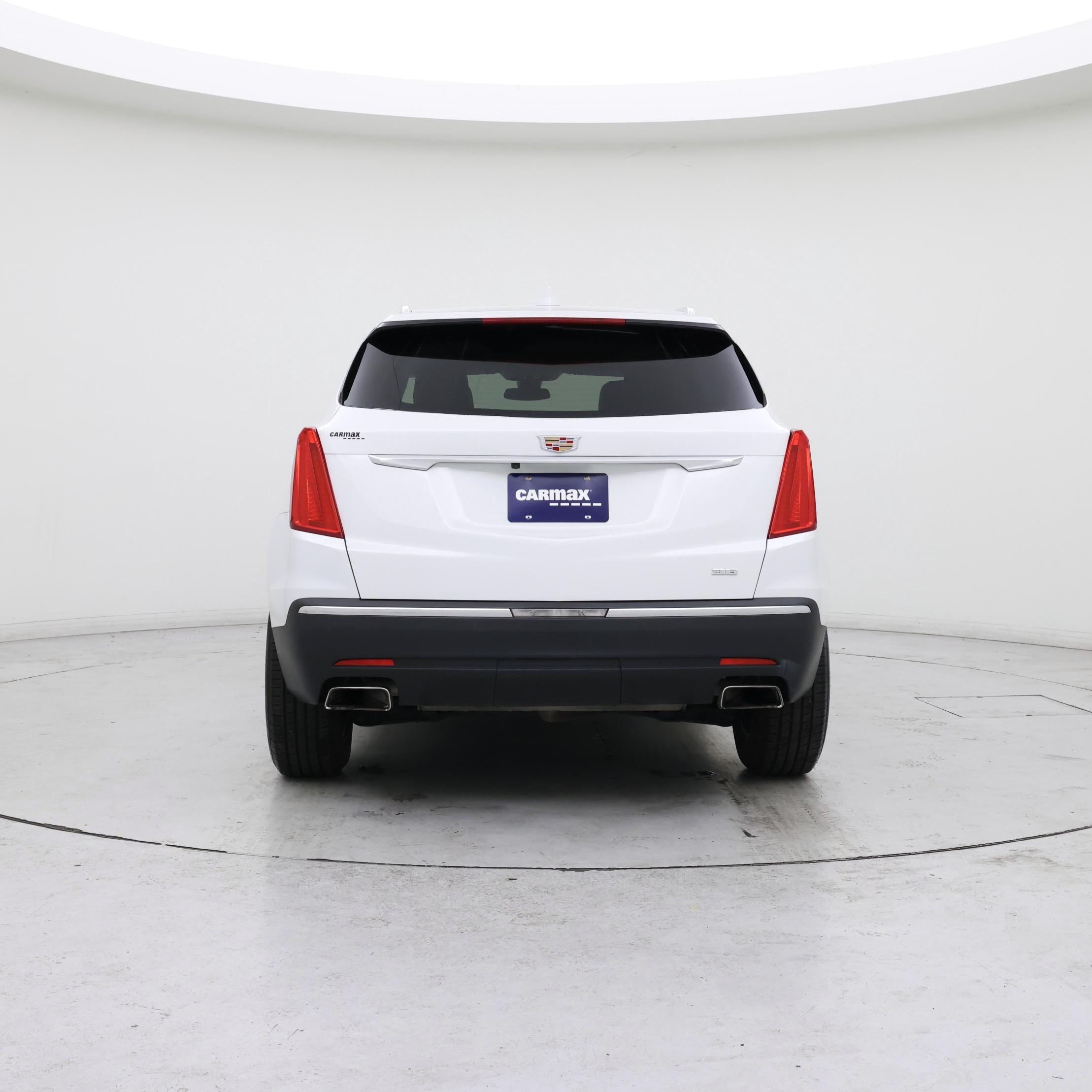 Thumbnail: 2017 Cadillac XT5 - 6