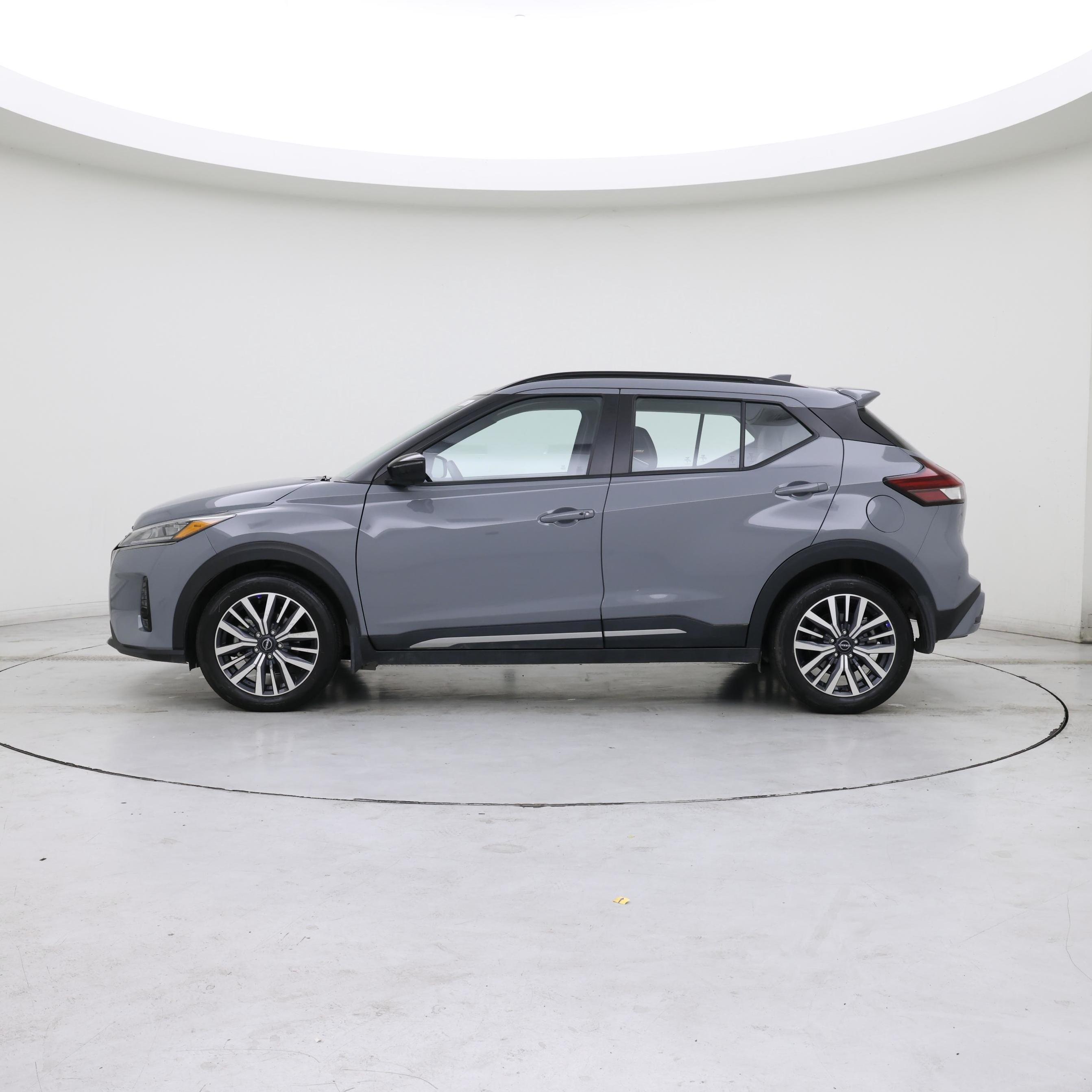 Thumbnail: 2024 Nissan Kicks - 3