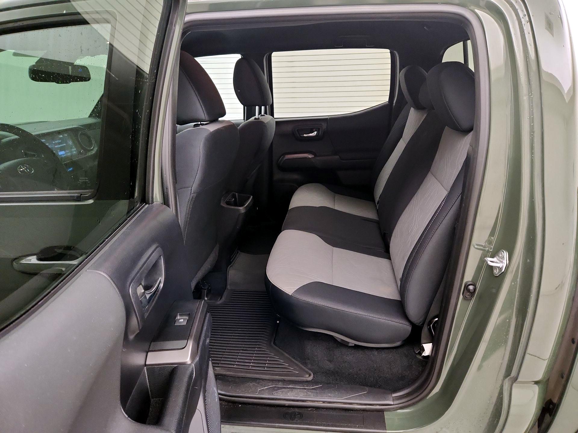 Thumbnail: 2021 Toyota Tacoma - 19