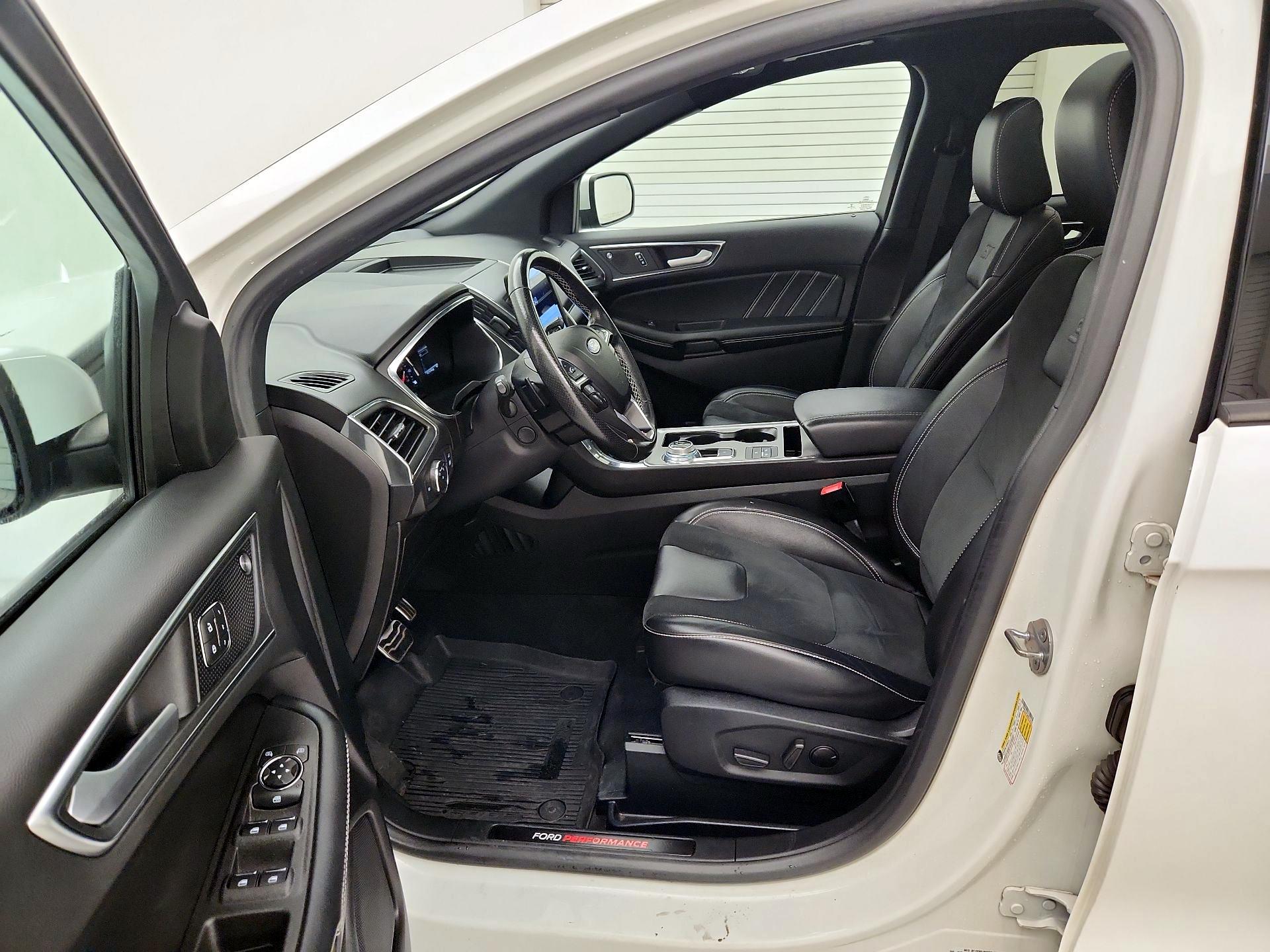 Thumbnail: 2021 Ford Edge - 11