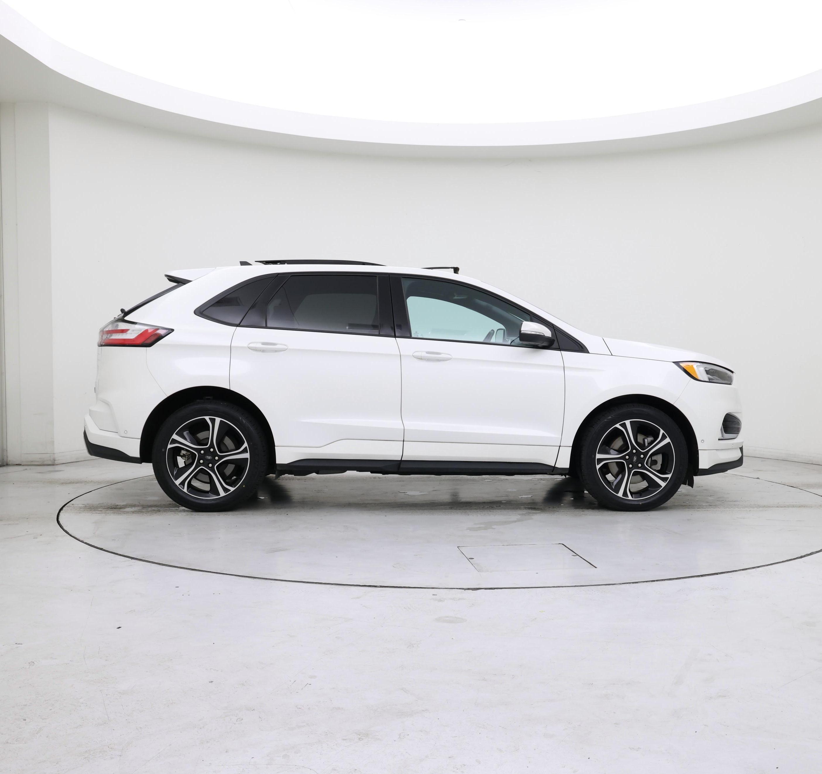 Thumbnail: 2021 Ford Edge - 7