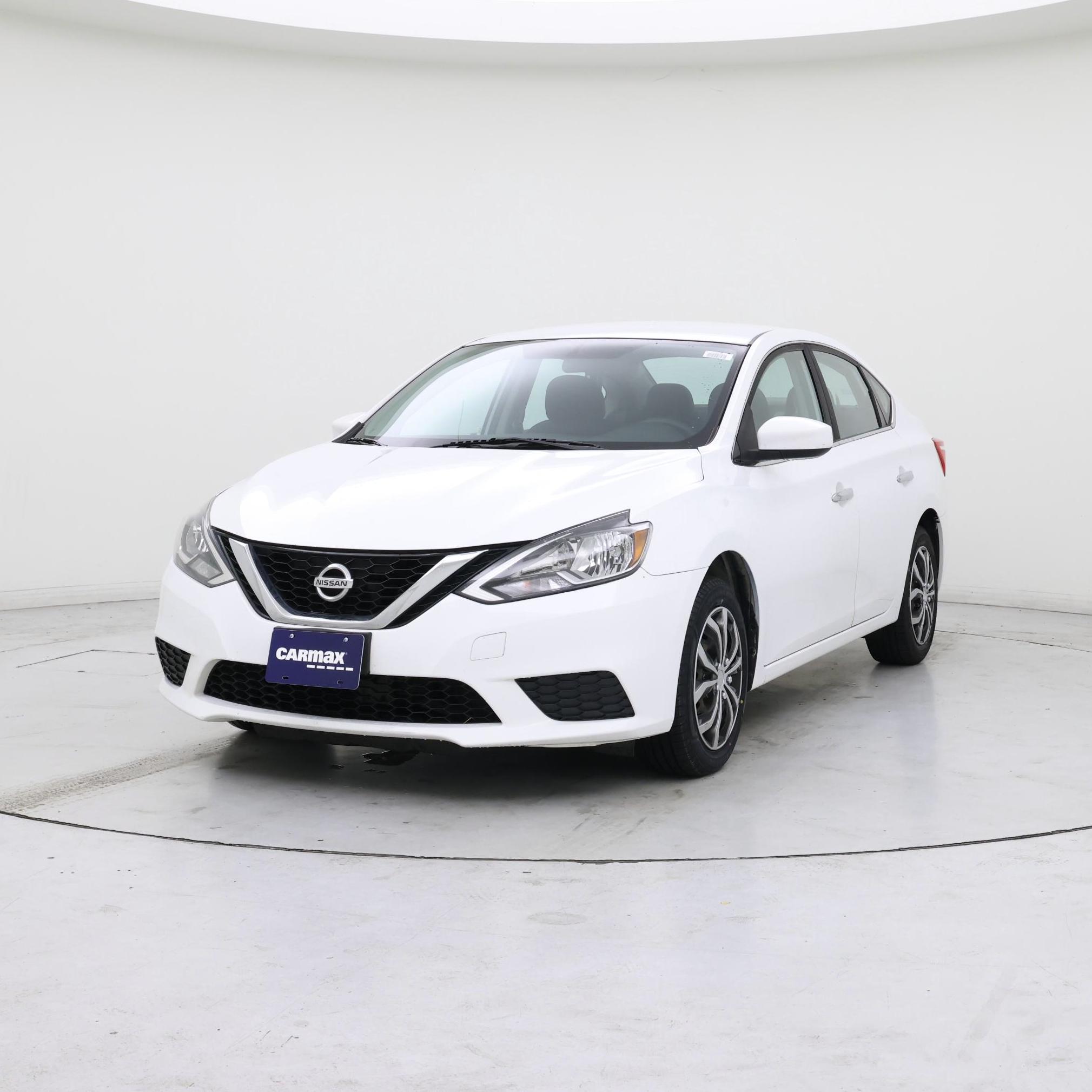 Thumbnail: 2017 Nissan Sentra - 4