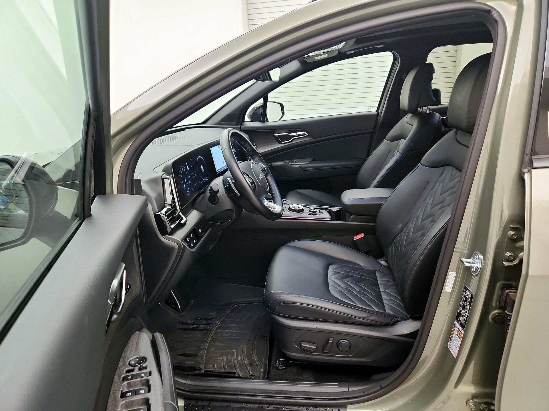 Thumbnail: 2023 Kia Sportage - 11