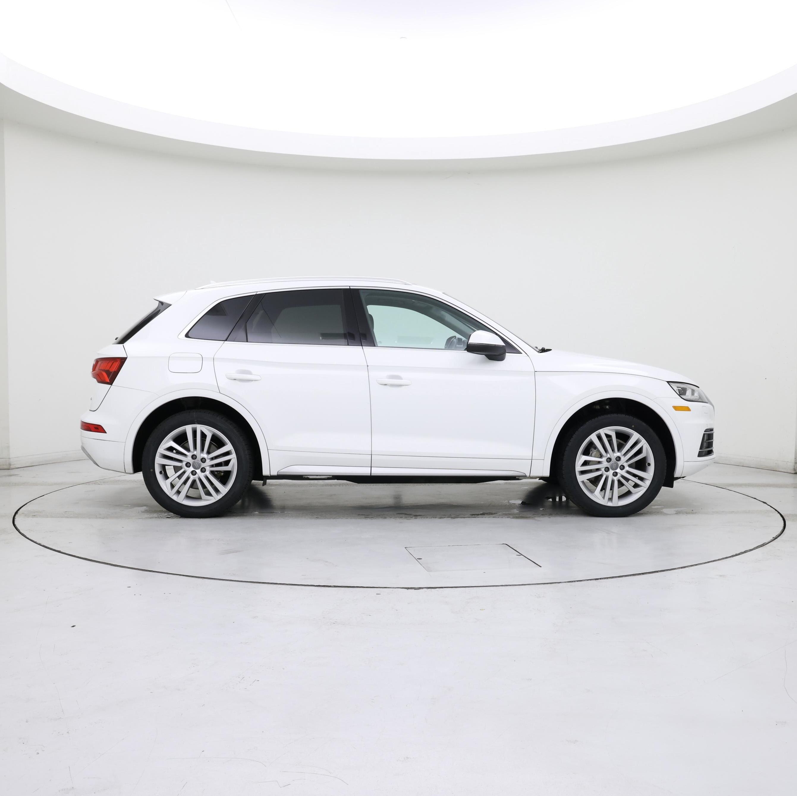 Thumbnail: 2019 Audi Q5 - 7