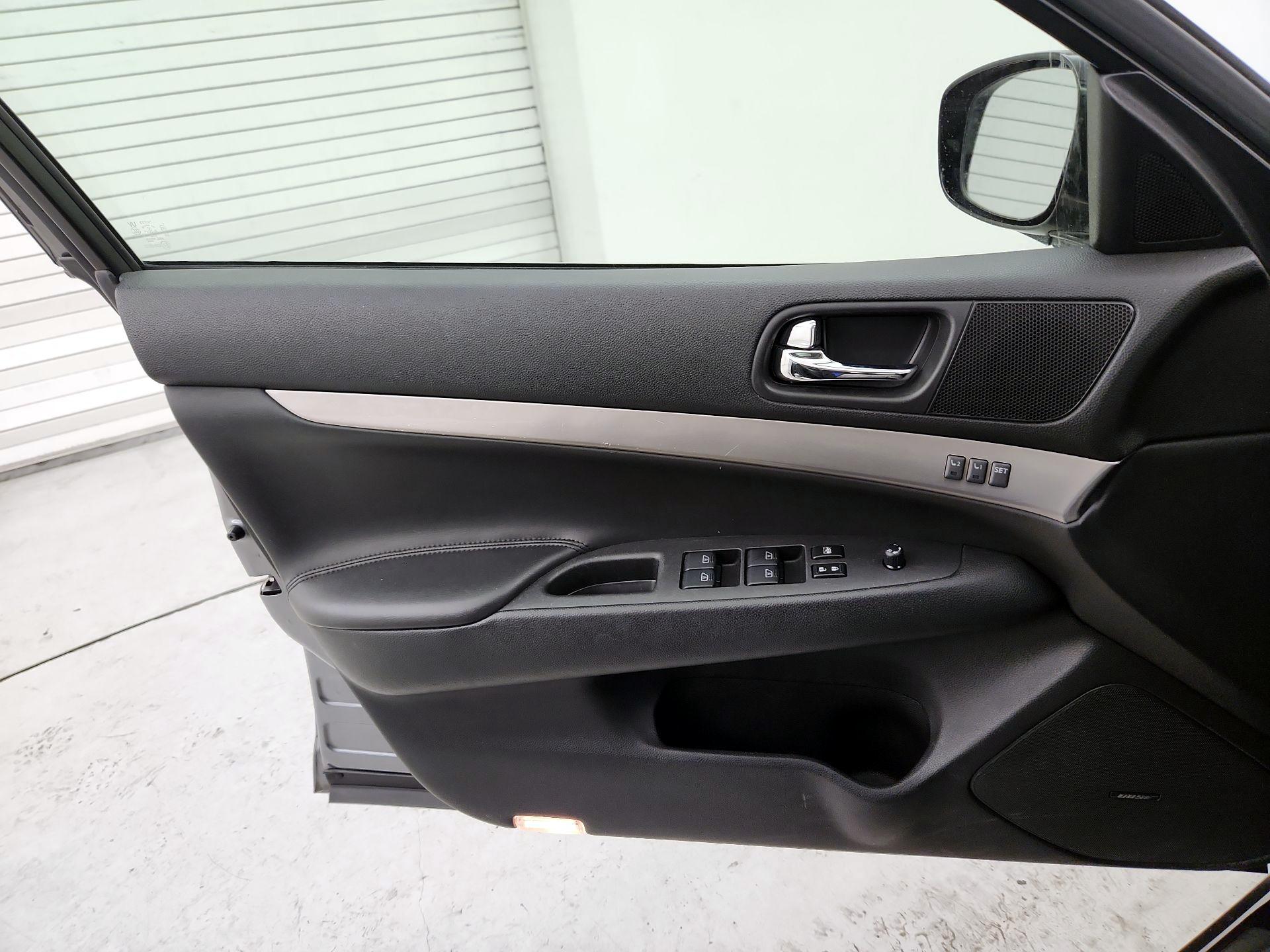 Thumbnail: 2013 INFINITI G37 - 12