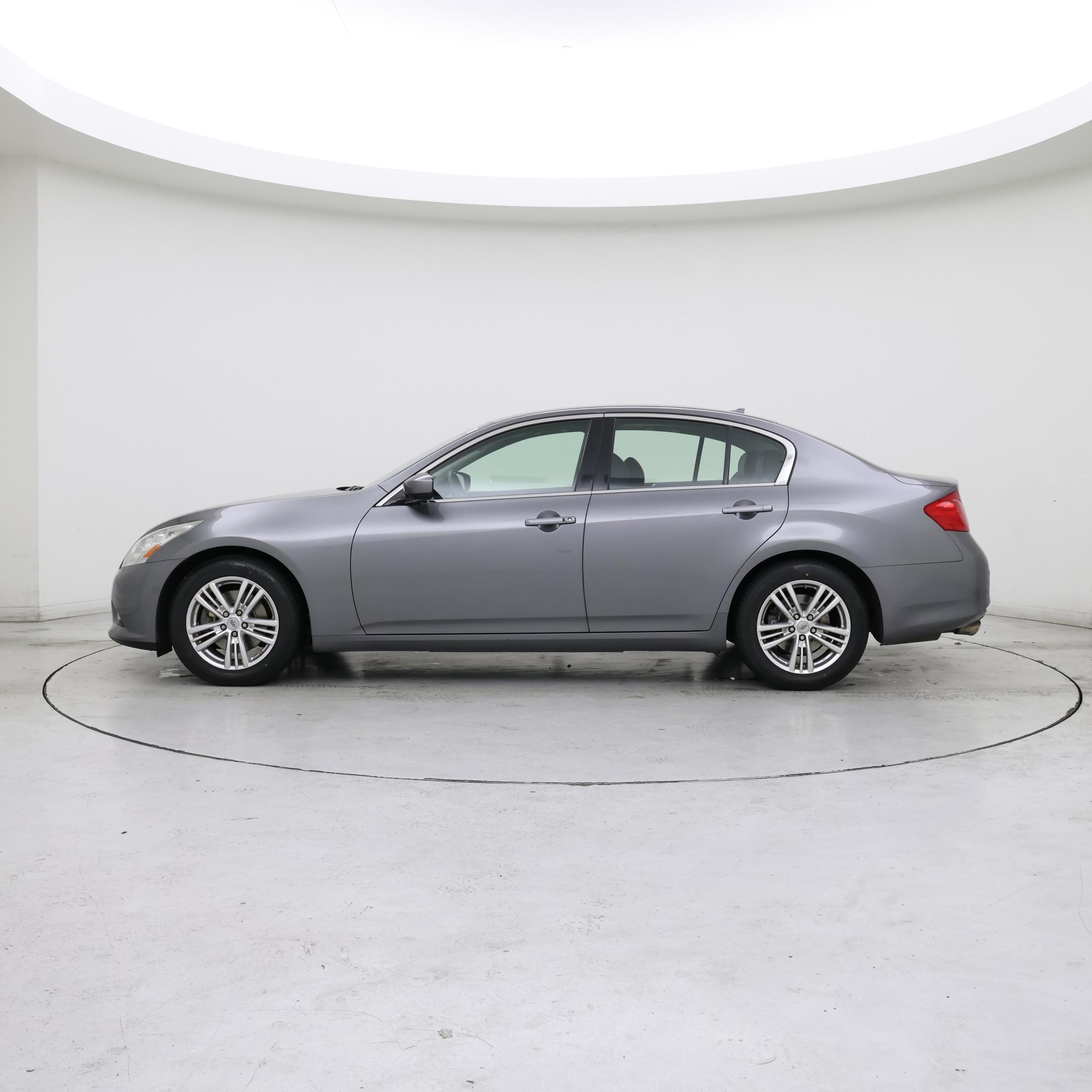 Thumbnail: 2013 INFINITI G37 - 3