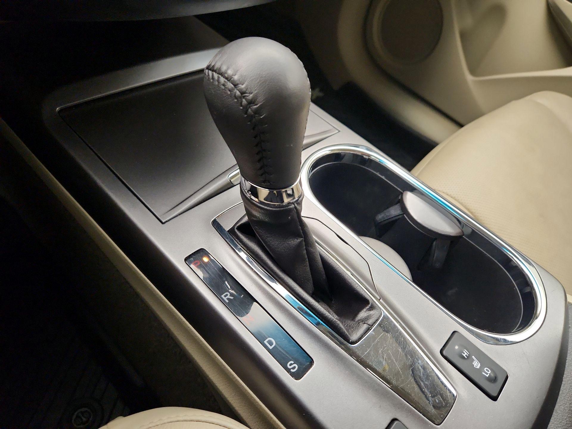 Thumbnail: 2015 Acura RDX - 18