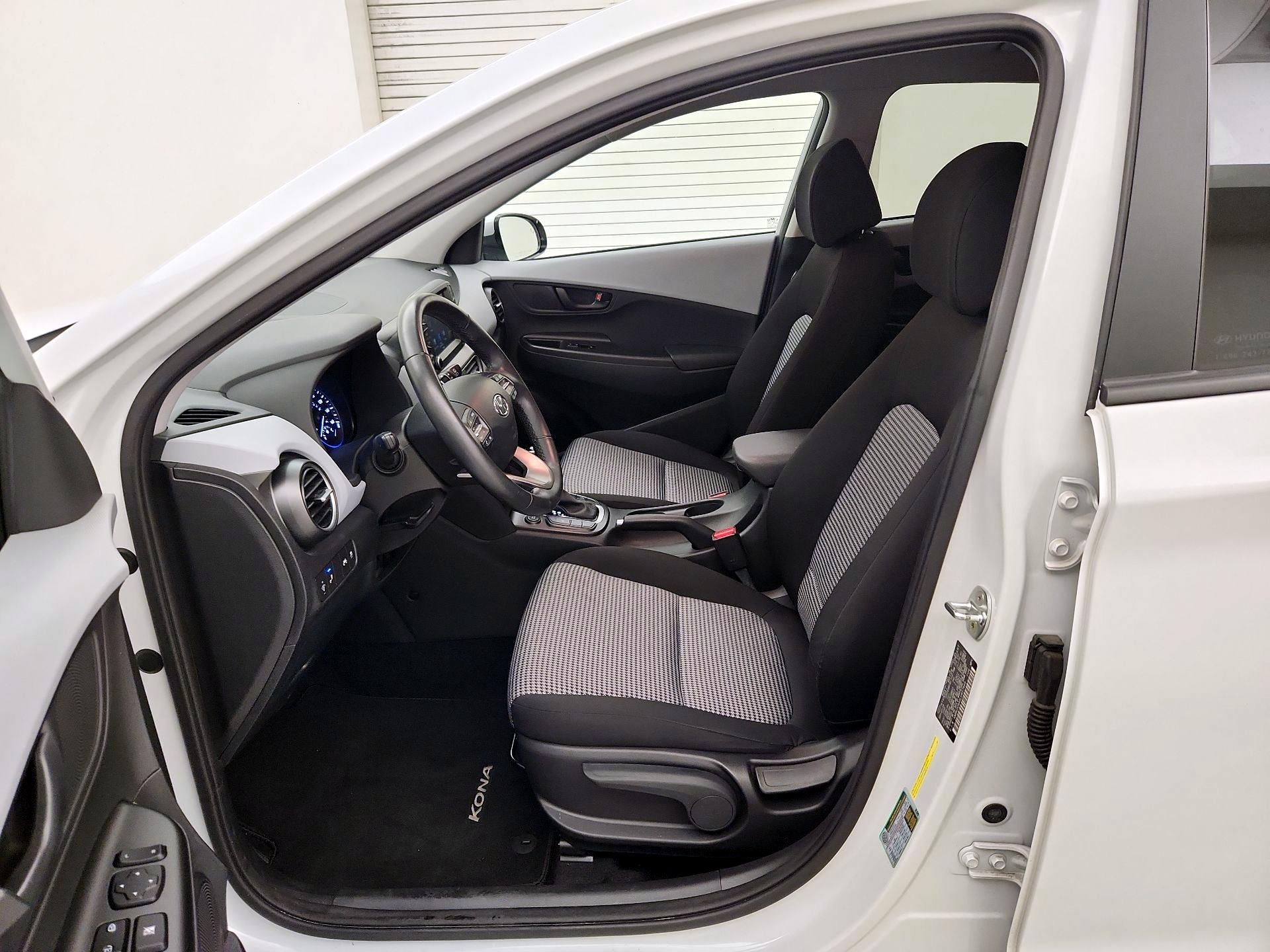 Thumbnail: 2020 Hyundai Kona - 11