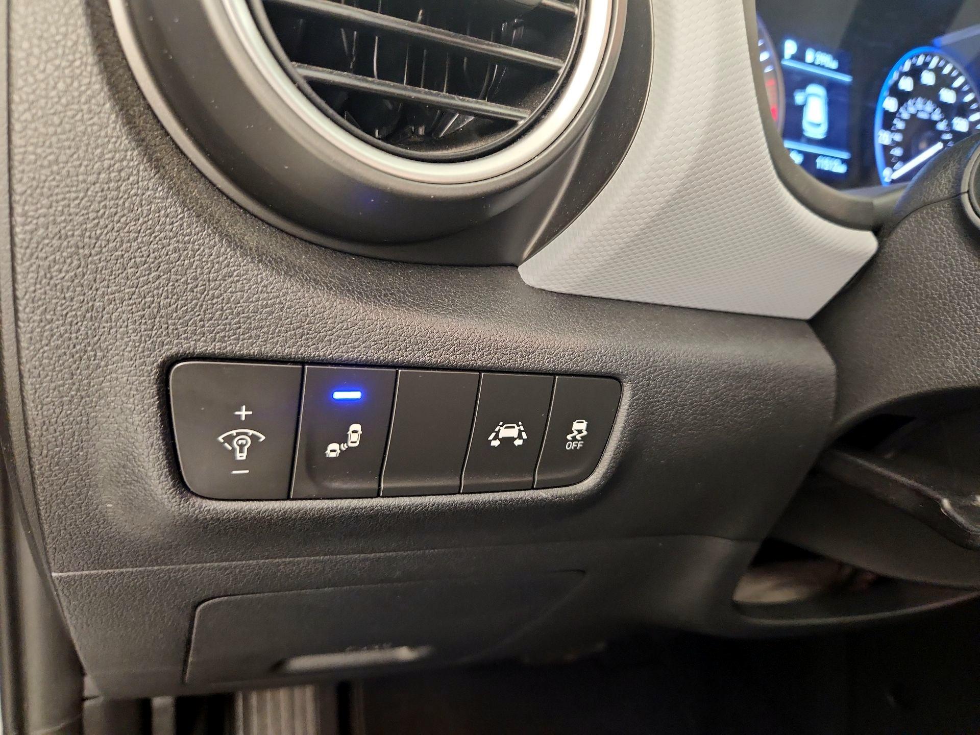 Thumbnail: 2020 Hyundai Kona - 13