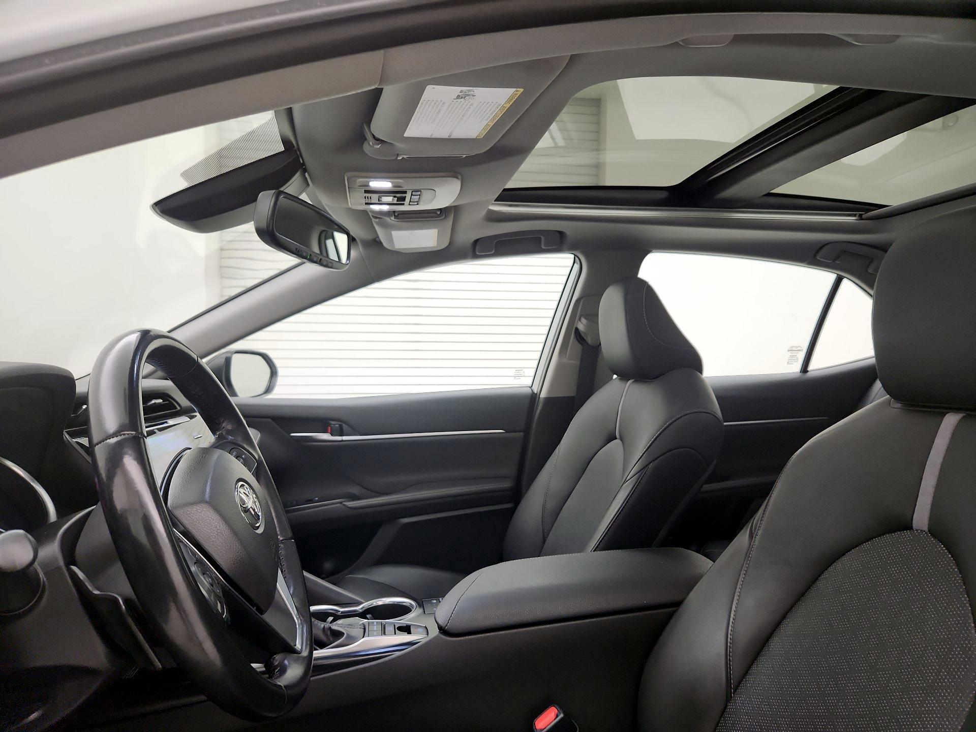 Thumbnail: 2019 Toyota Camry - 20