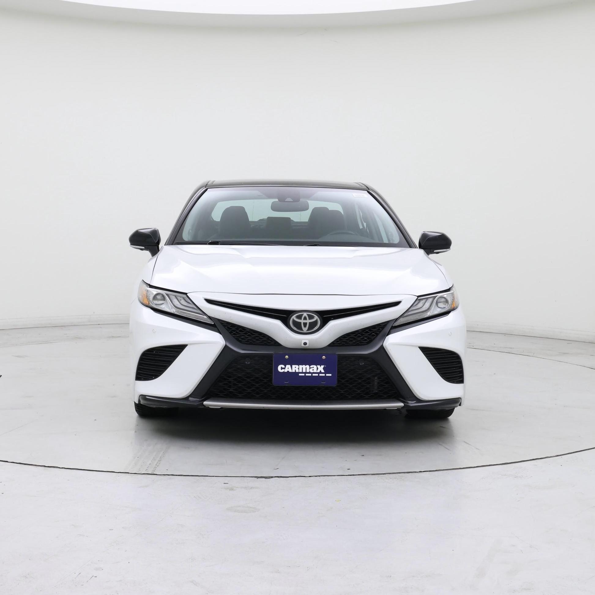 Thumbnail: 2019 Toyota Camry - 5