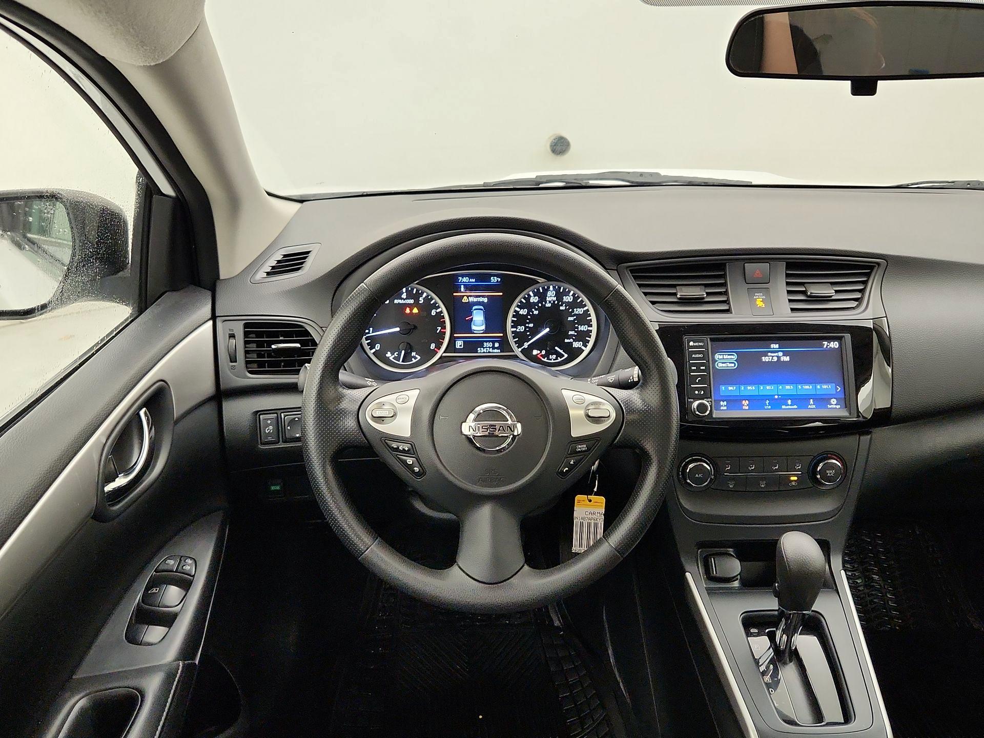 Thumbnail: 2019 Nissan Sentra - 10