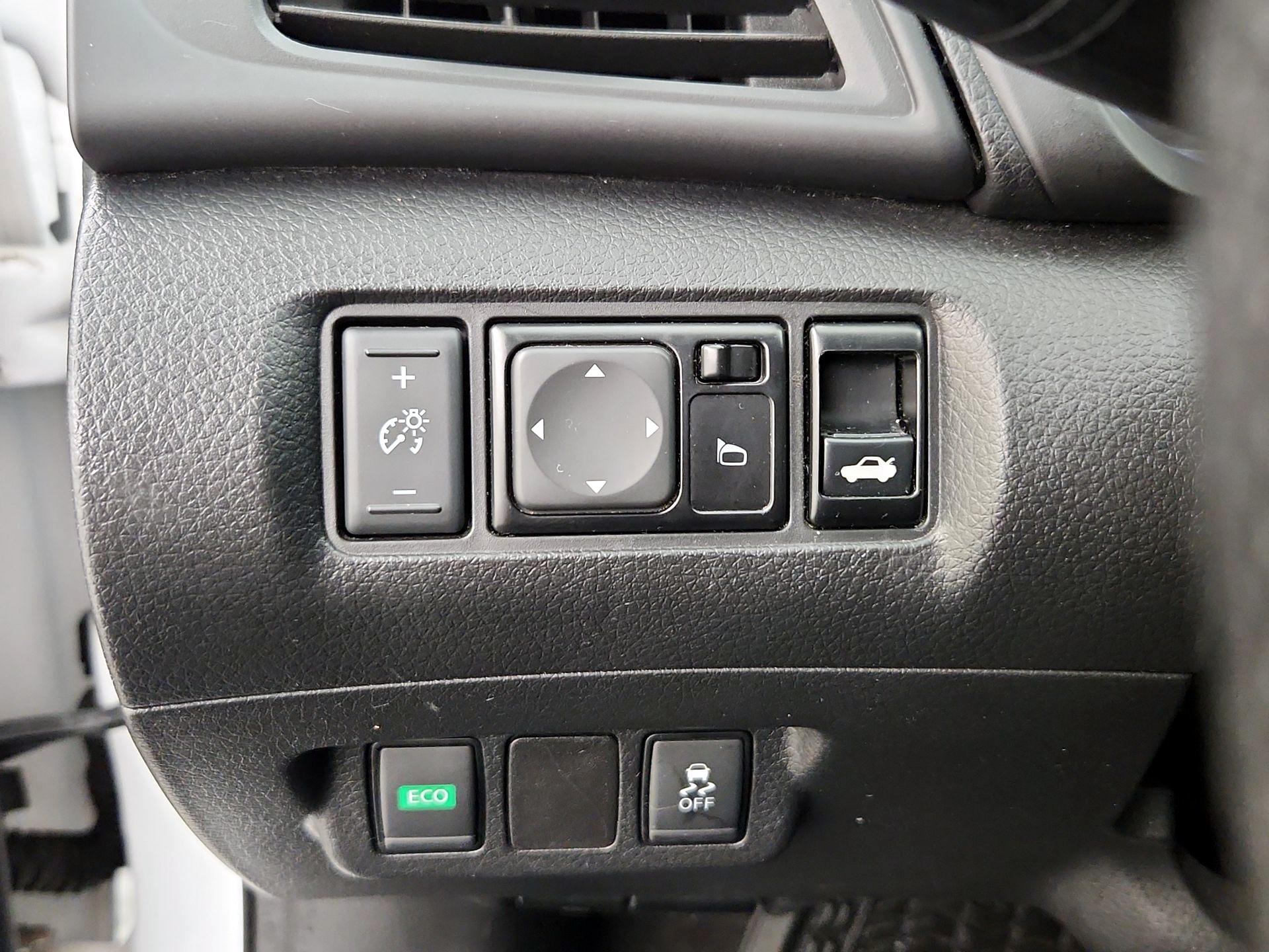 Thumbnail: 2019 Nissan Sentra - 13