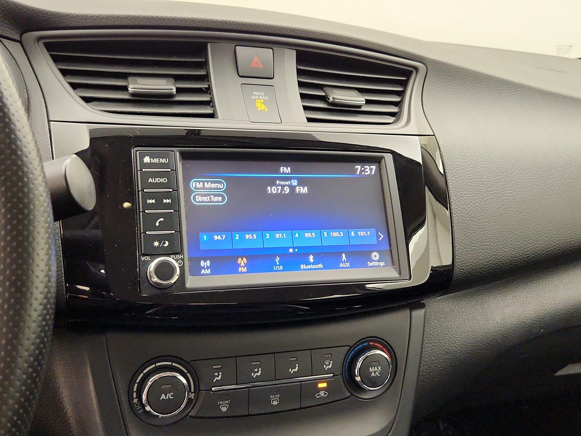 Thumbnail: 2019 Nissan Sentra - 15