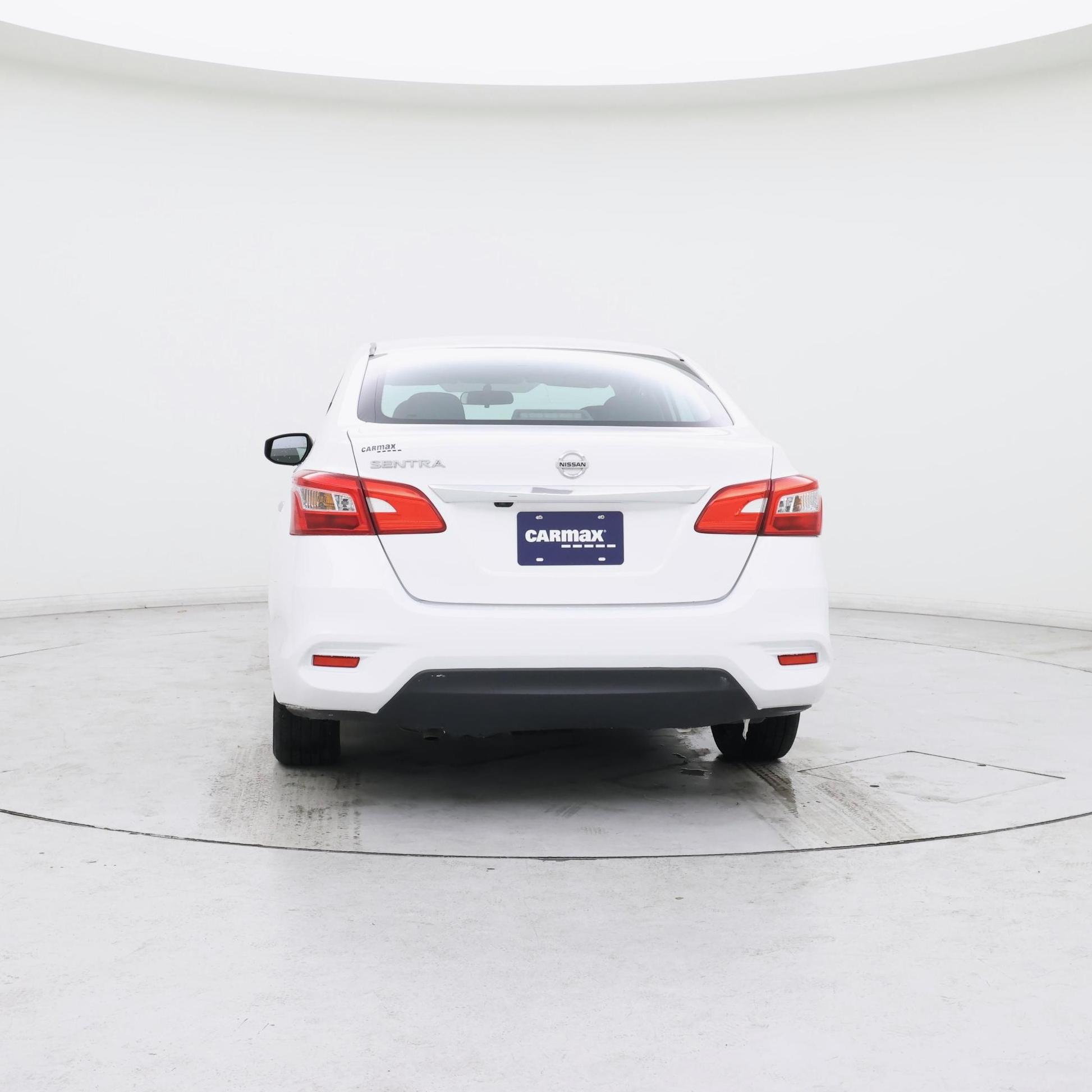 Thumbnail: 2019 Nissan Sentra - 6