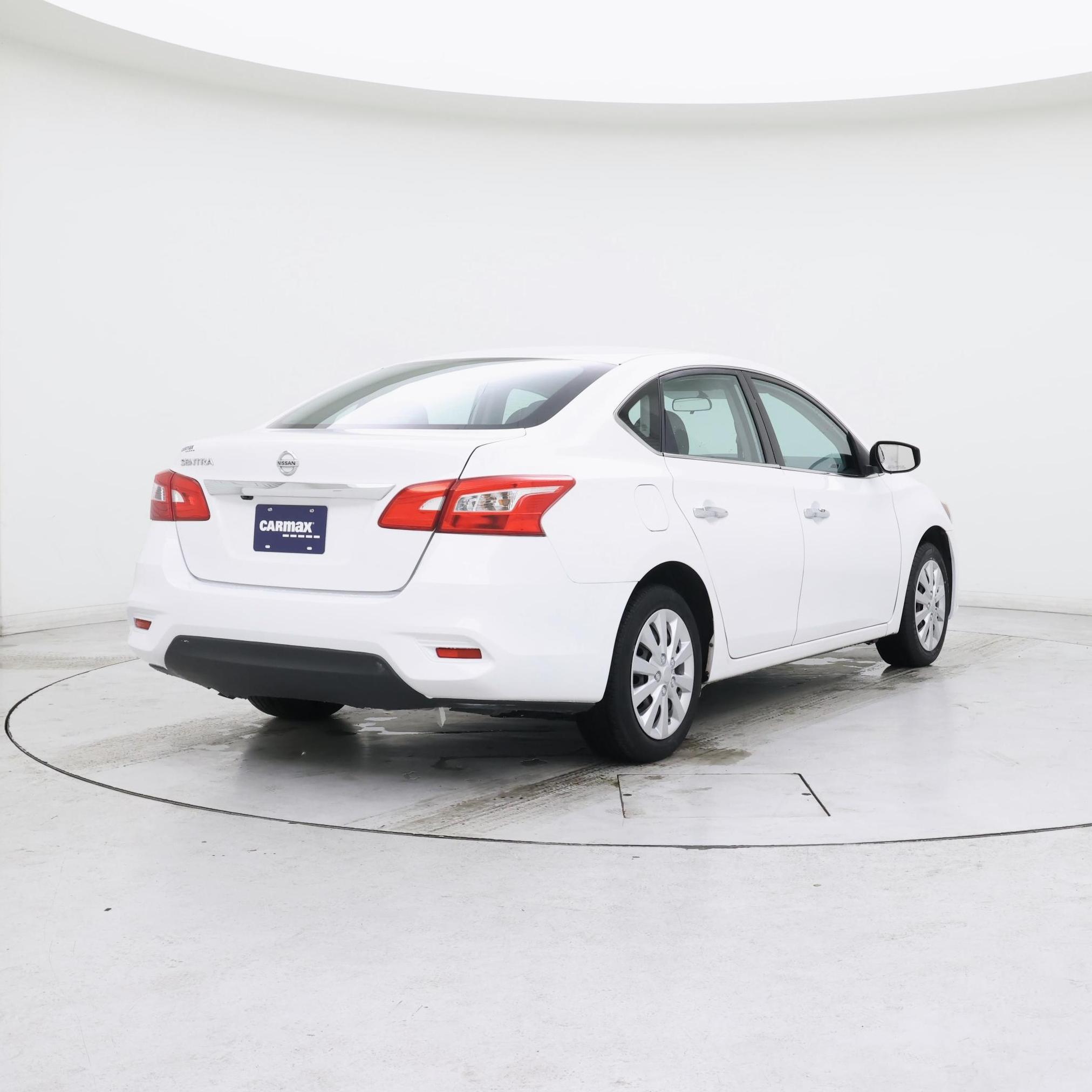 Thumbnail: 2019 Nissan Sentra - 8