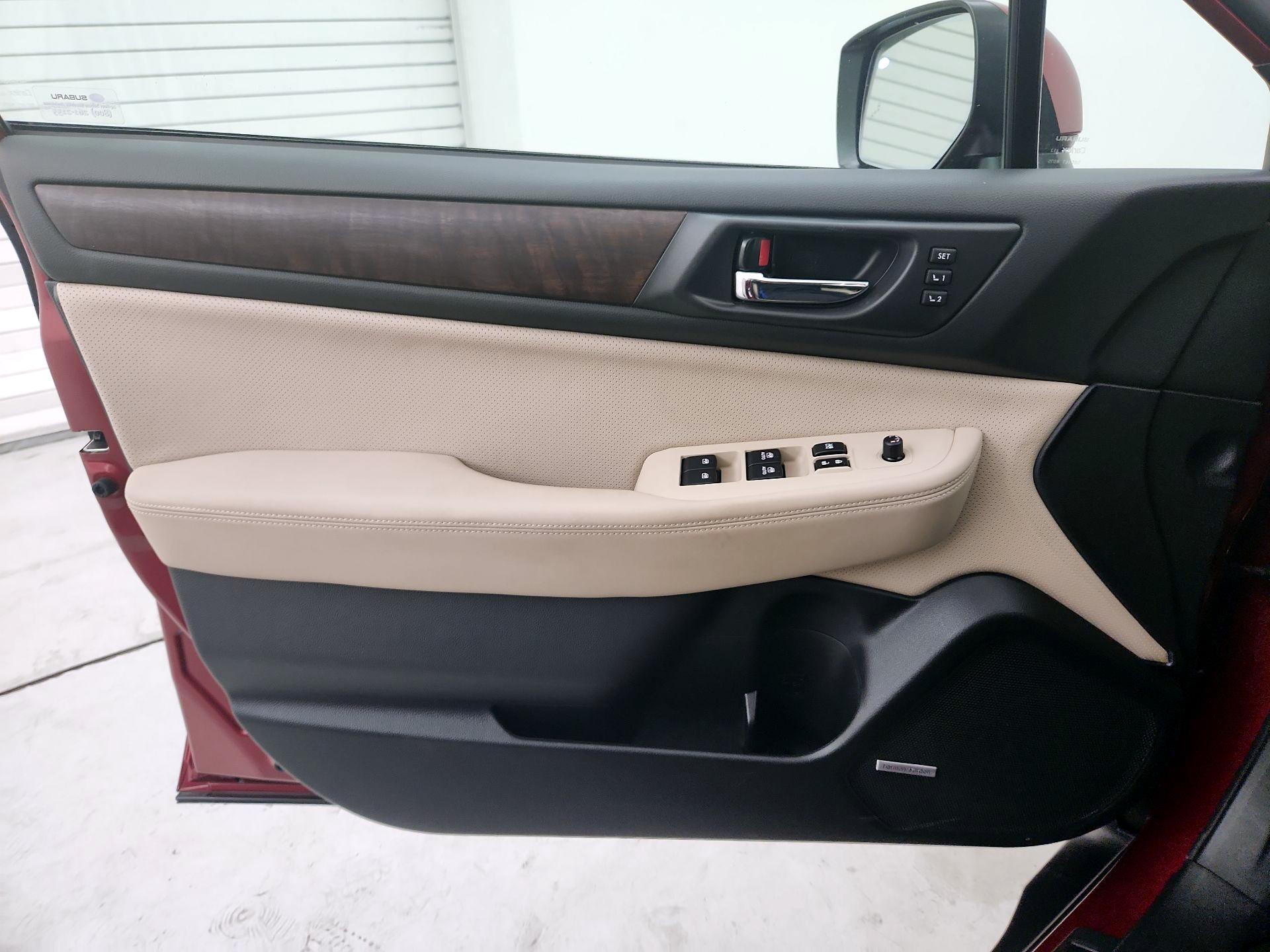 Thumbnail: 2015 Subaru Outback - 12