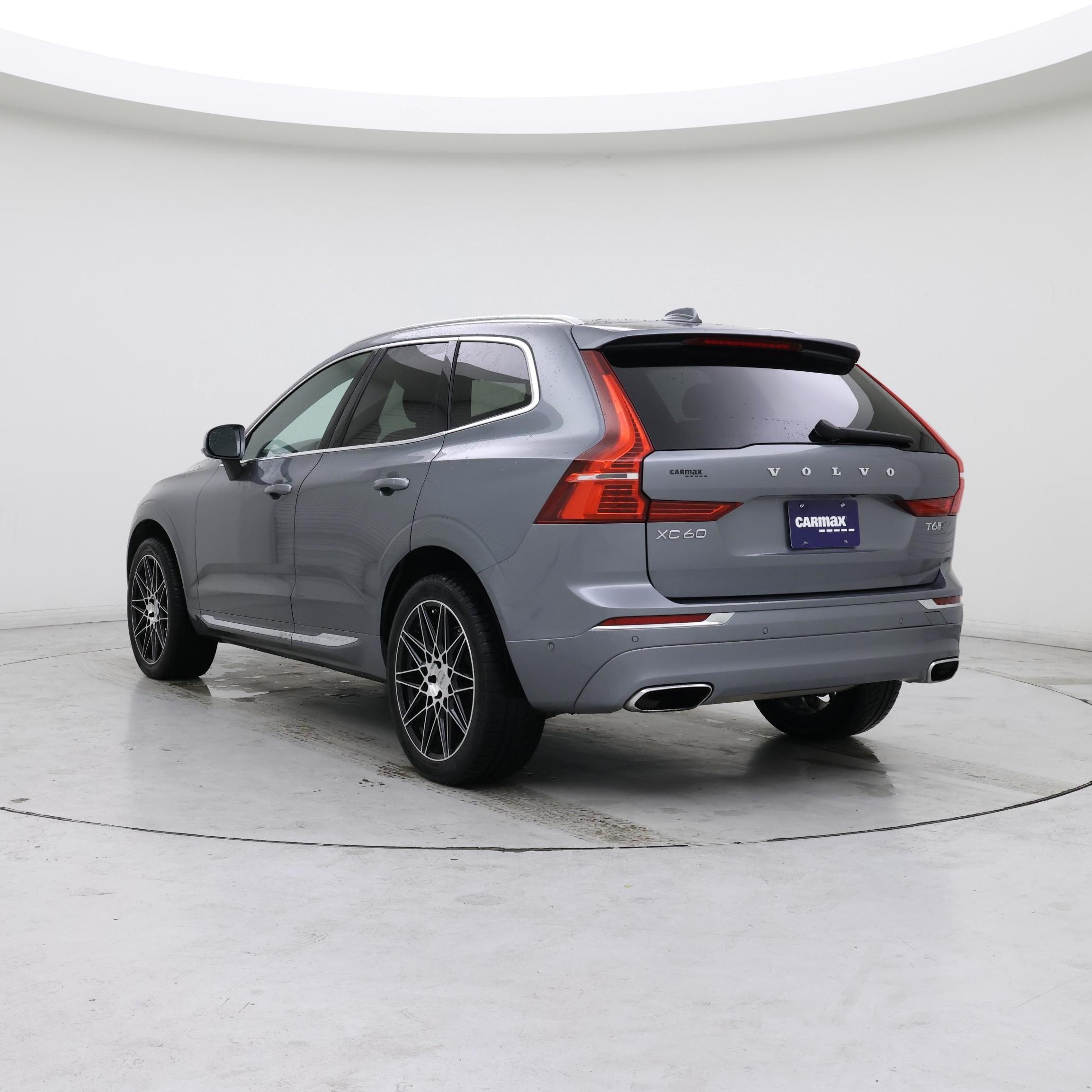 Thumbnail: 2018 Volvo XC60 - 2