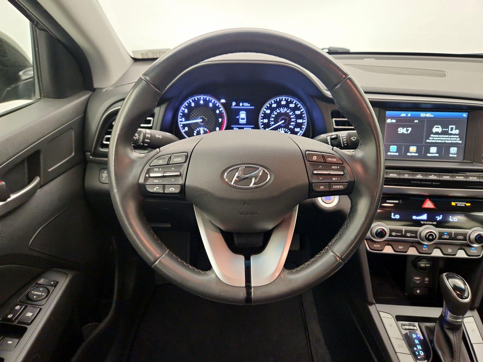Thumbnail: 2020 Hyundai Elantra - 10