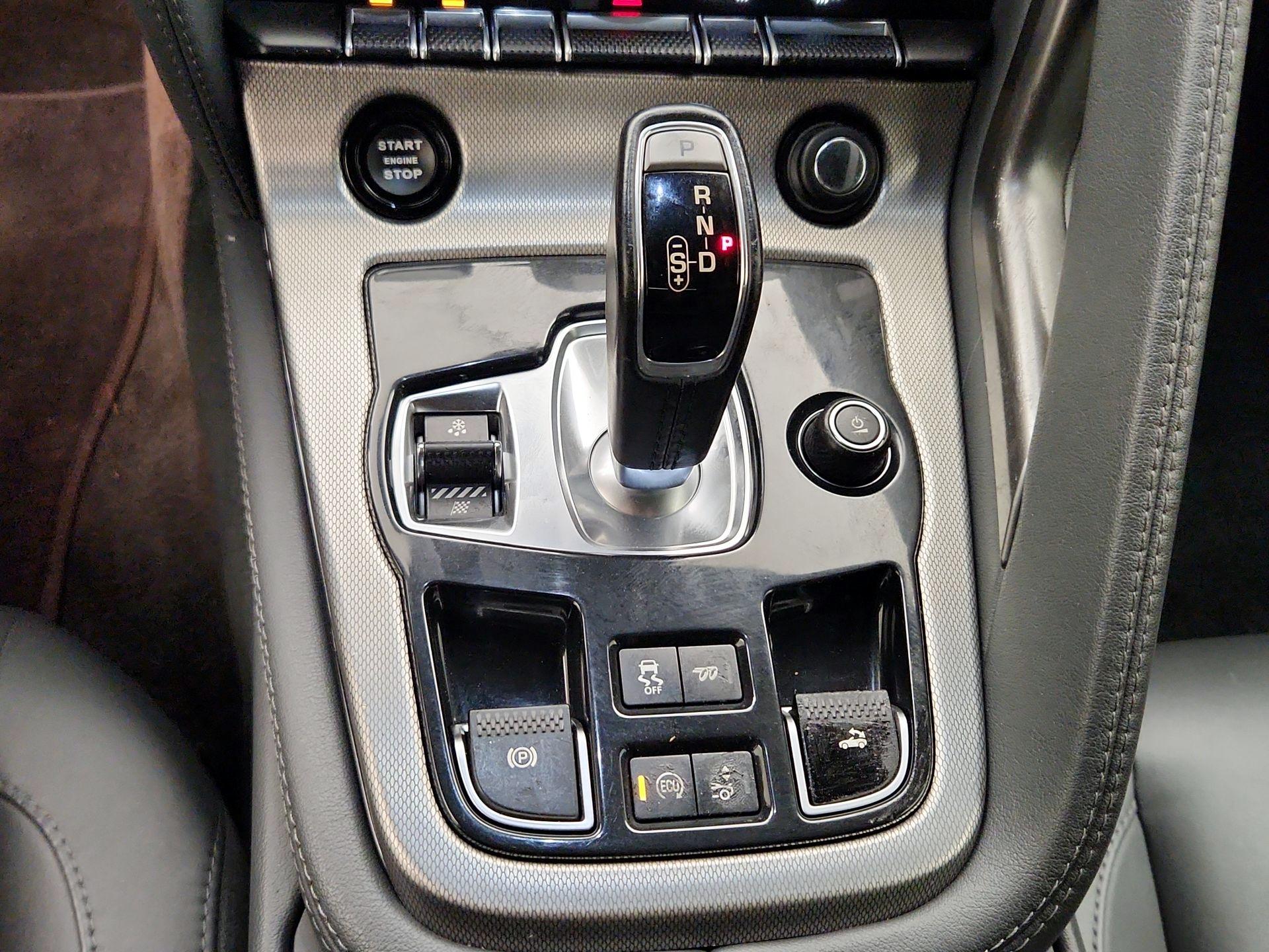 Thumbnail: 2014 Jaguar F-Type - 16