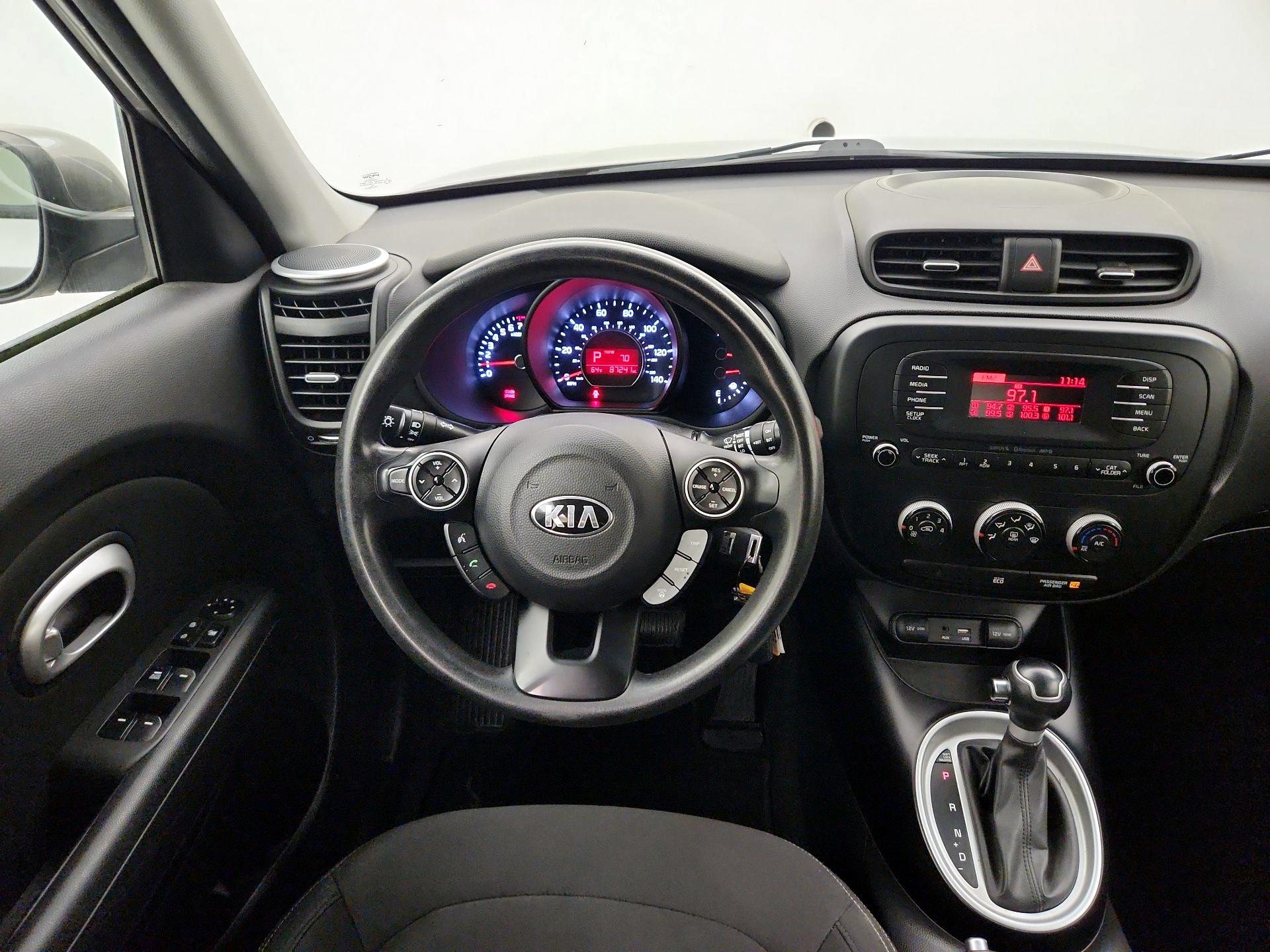 Thumbnail: 2016 Kia Soul - 10